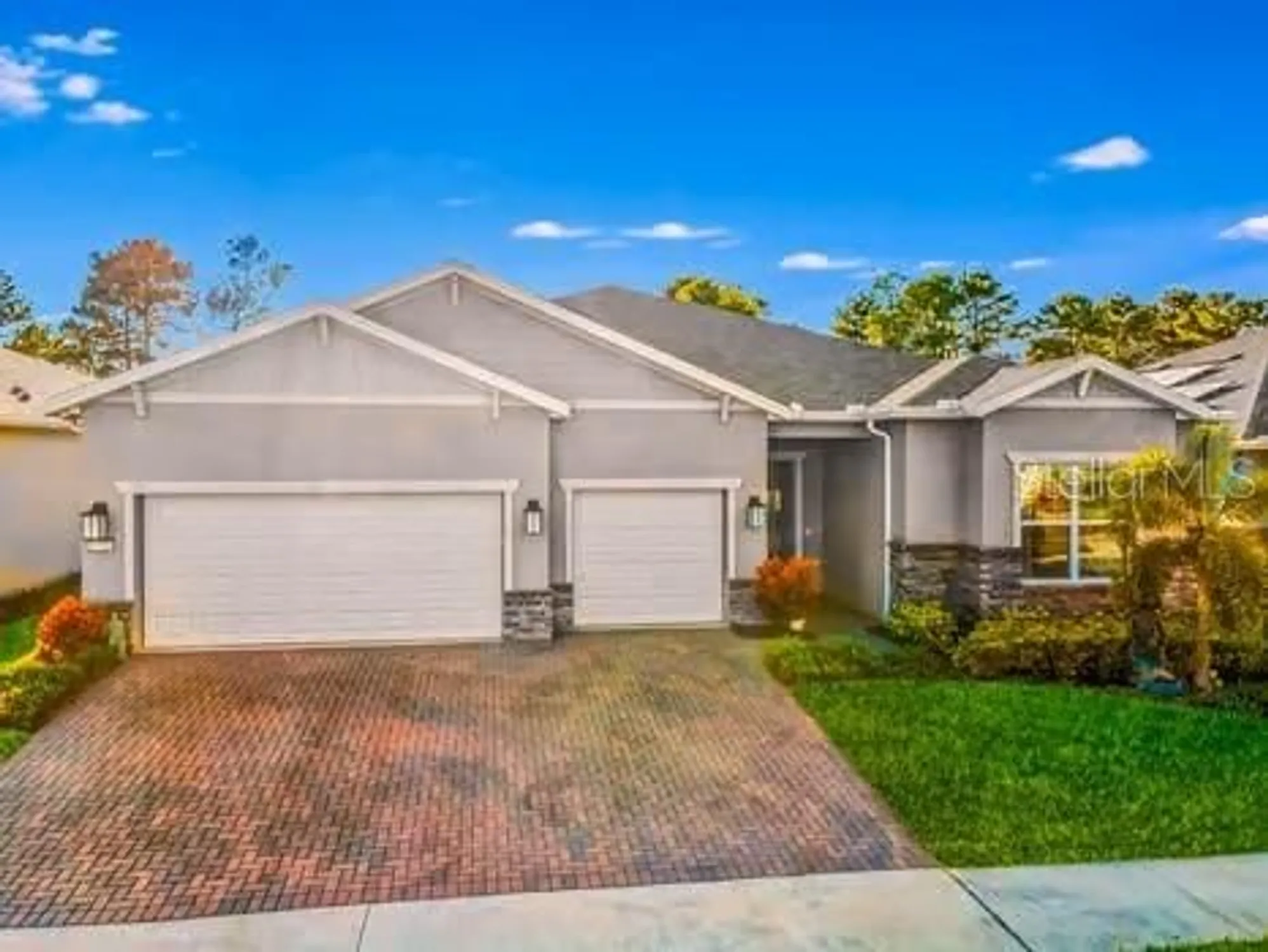 Property Slideshow image 2 of 84 | 2722 river creek ln, Saint Cloud, FL, 34771