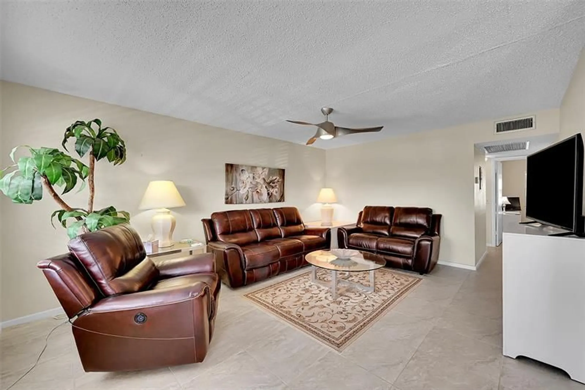 Property Slideshow image 4 of 56 | 154 upminster g # 154, Deerfield Beach, FL, 33442
