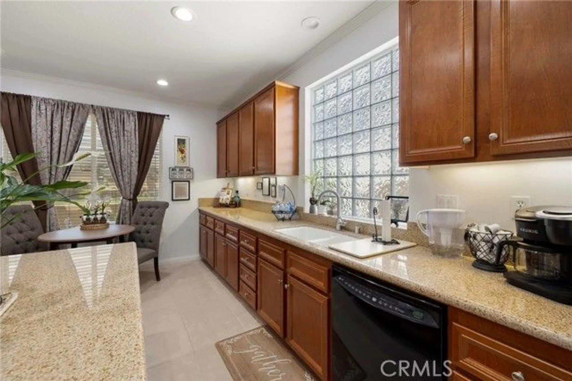 Property Slideshow image 2 of 62 | 126 thistle crk, Beaumont, CA, 92223