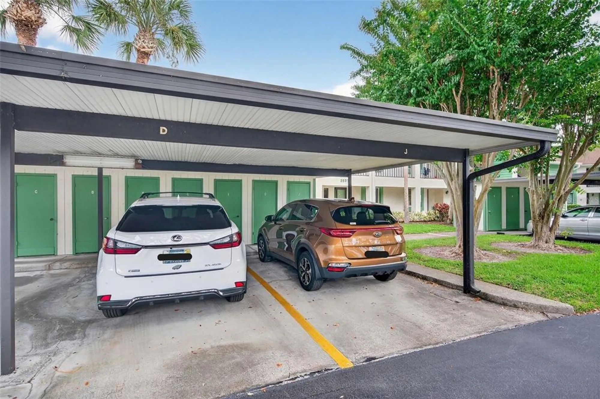Property Slideshow image 19 of 29 | 2537 royal pines cir # 19d, Clearwater, FL, 33763