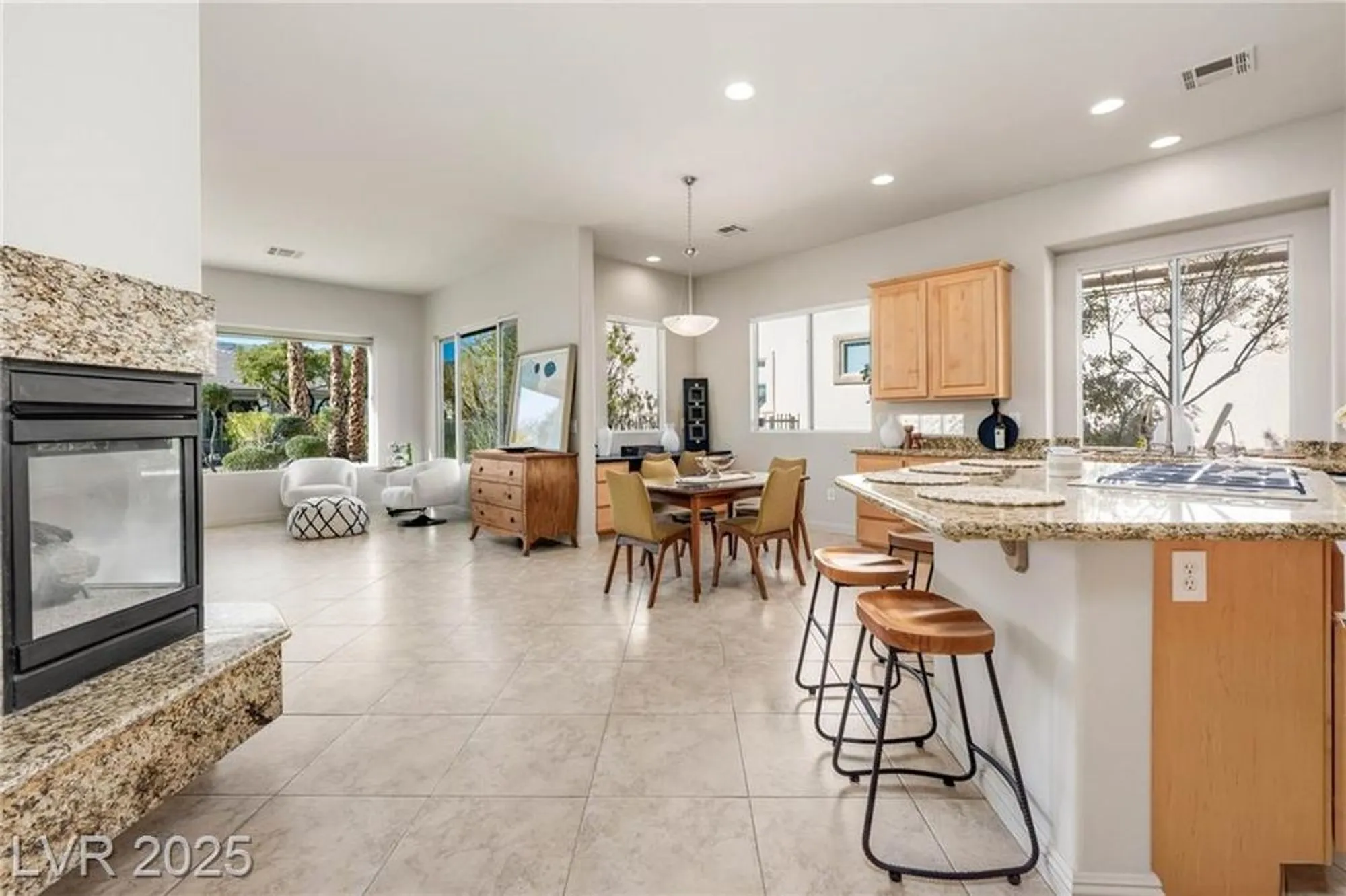 Property Slideshow image 21 of 54 | 10243 cantiamo ct, Las Vegas, NV, 89135