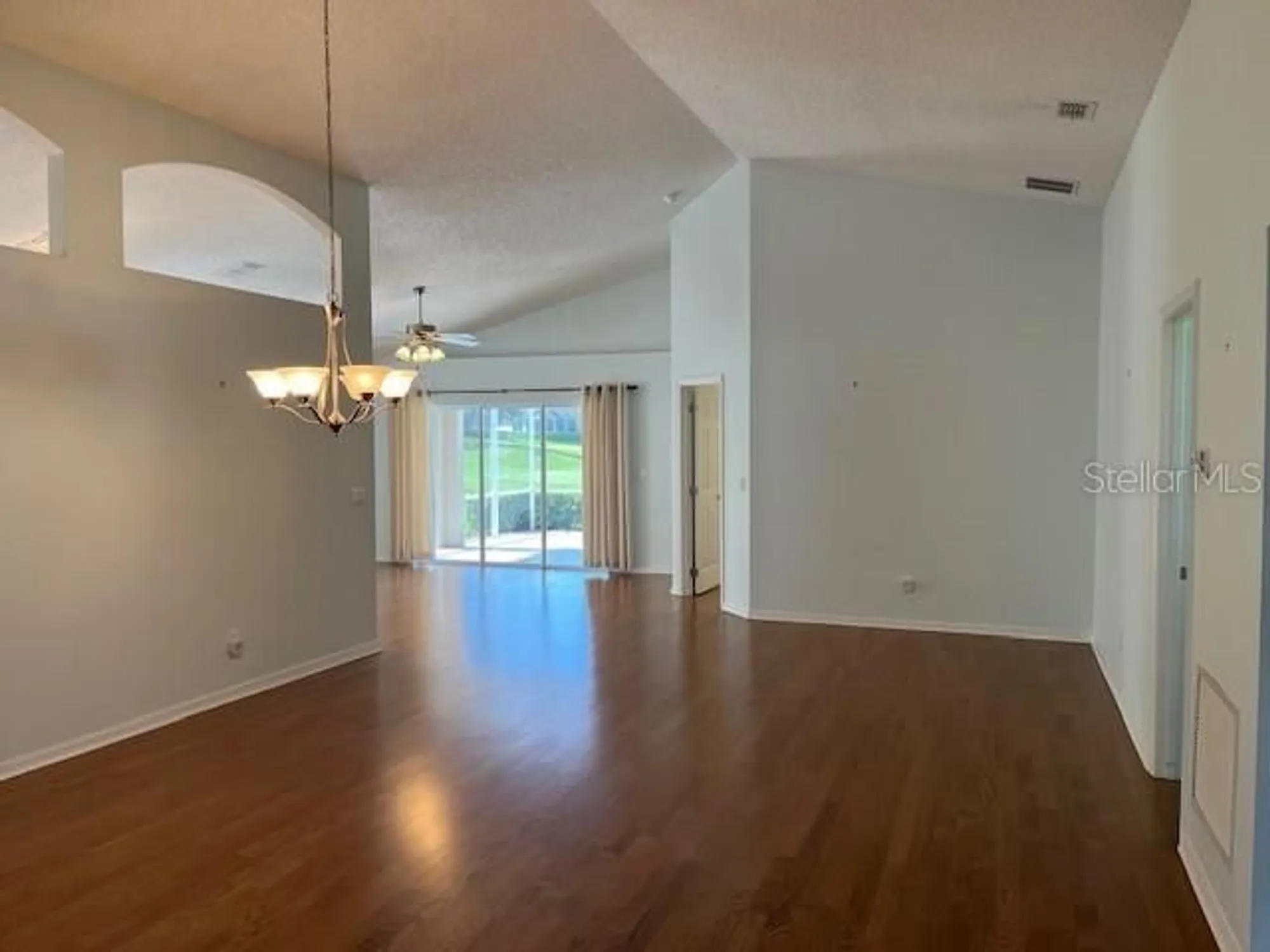 Property Slideshow image 4 of 23 | 4012 capland ave, Clermont, FL, 34711