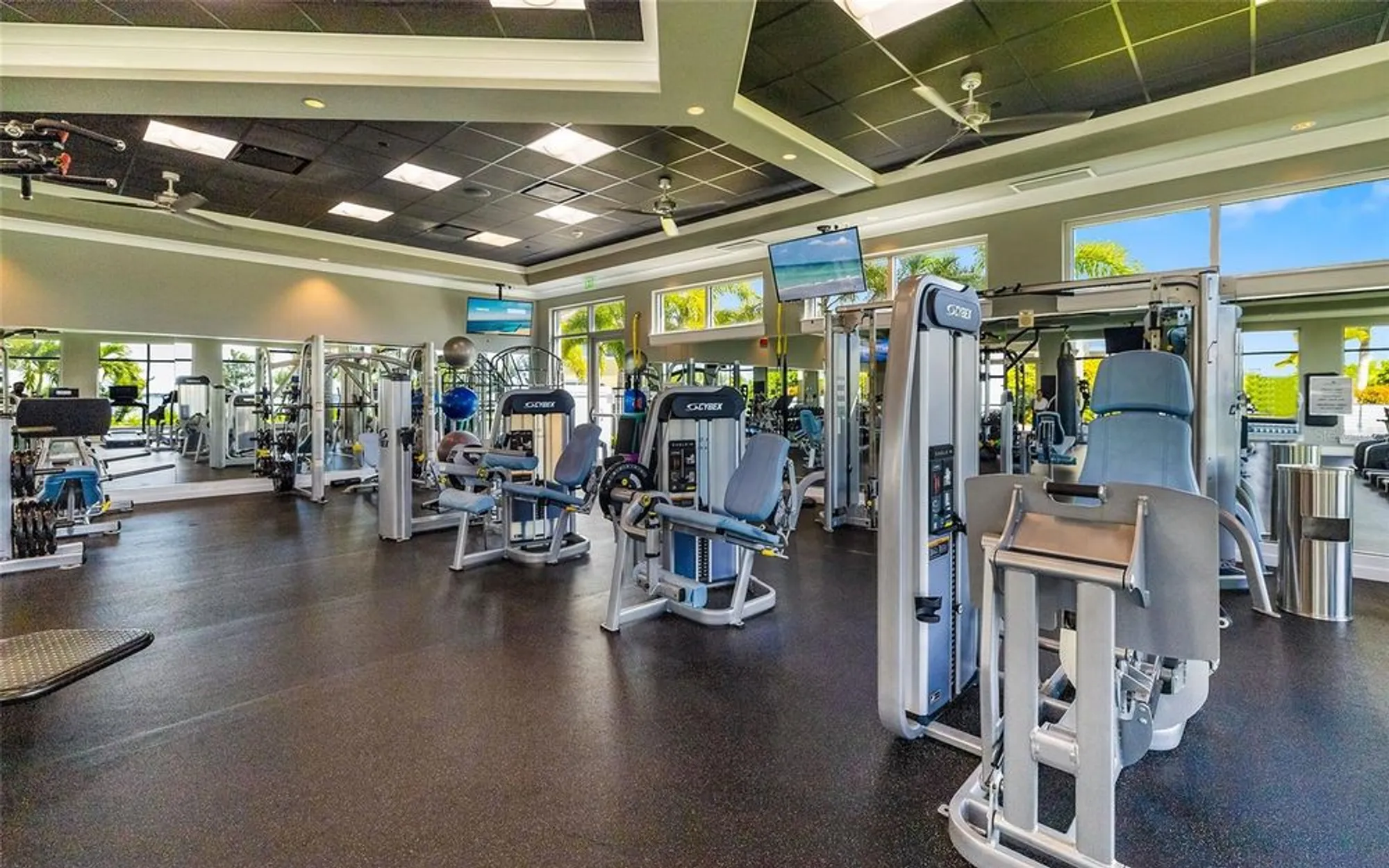 Property Slideshow image 41 of 50 | 339 sapphire lake dr unit 101, Bradenton, FL, 34209