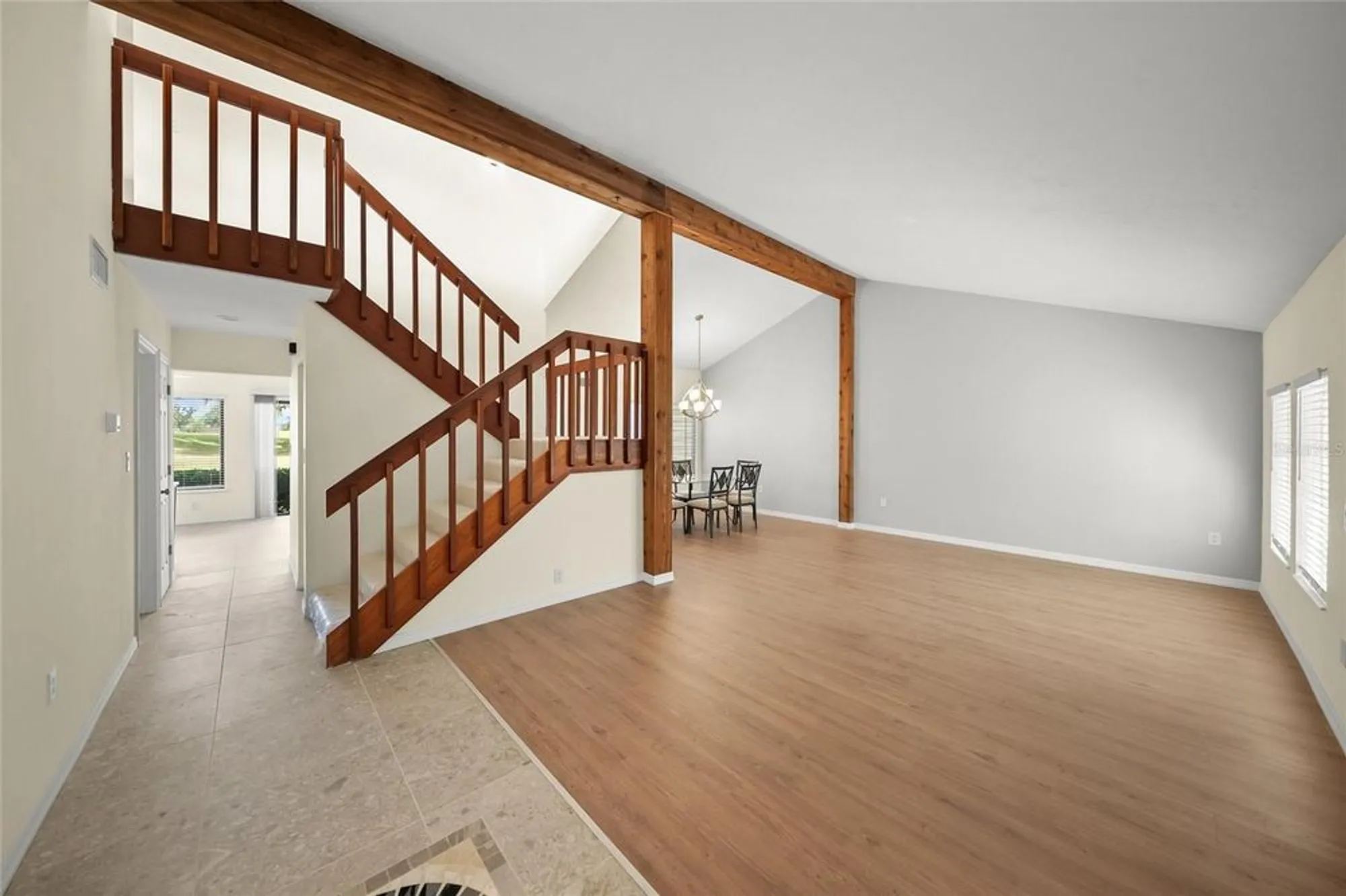 Property Slideshow image 14 of 62 | 4555 forest wood trl 23, Sarasota, FL, 34241