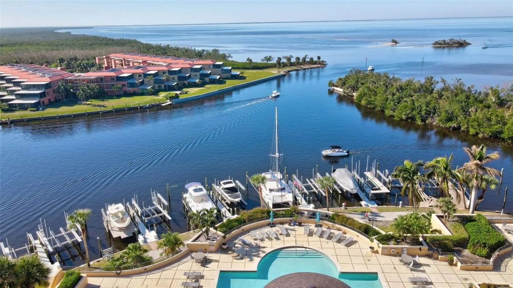 Property Slideshow image 45 of 71 | 3321 sunset key cir 204, Punta Gorda, FL, 33955