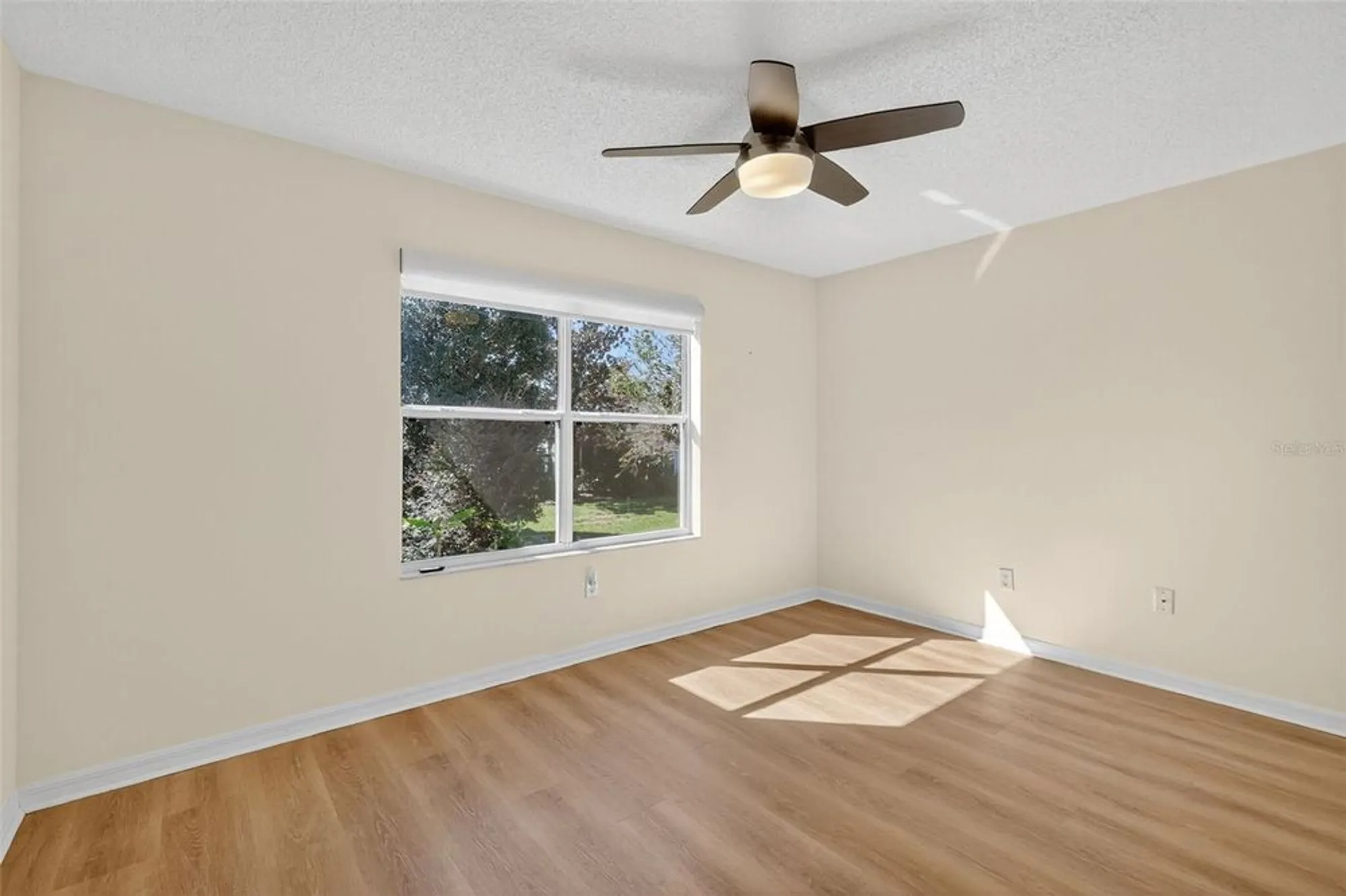 Property Slideshow image 27 of 39 | 17076 se 96th chapelwood cir, The Villages, FL, 32162