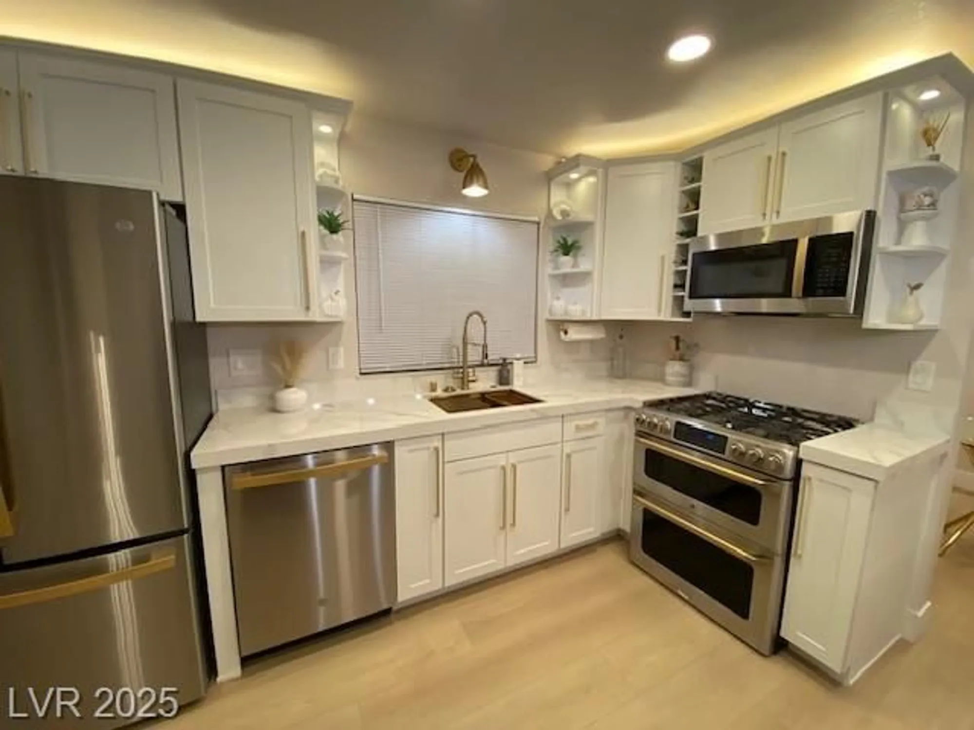 Property Slideshow image 5 of 65 | 8904 evening star dr, Las Vegas, NV, 89134