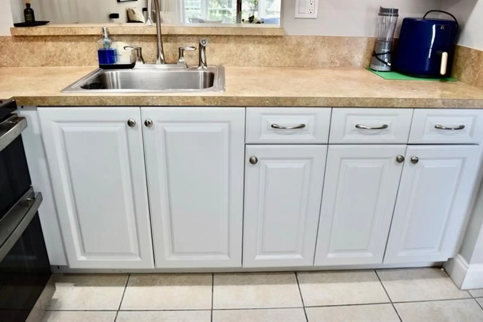 Property Slideshow image 7 of 35 | 9201 lime bay blvd 214, Tamarac, FL, 33321