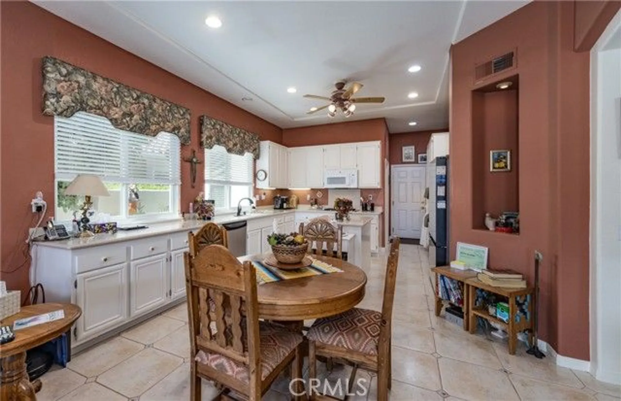Property Slideshow image 19 of 43 | 4800 silverado ave, Banning, CA, 92220
