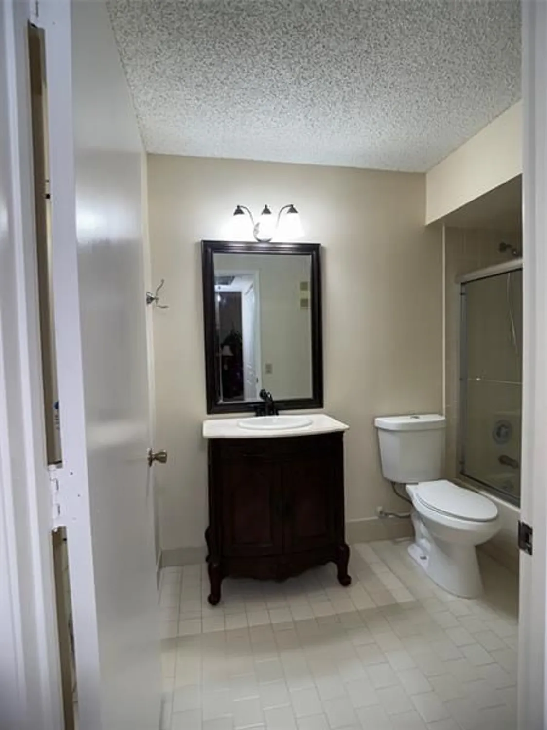 Property Slideshow image 25 of 36 | 9245 flynn cir apt 8, Boca Raton, FL, 33496