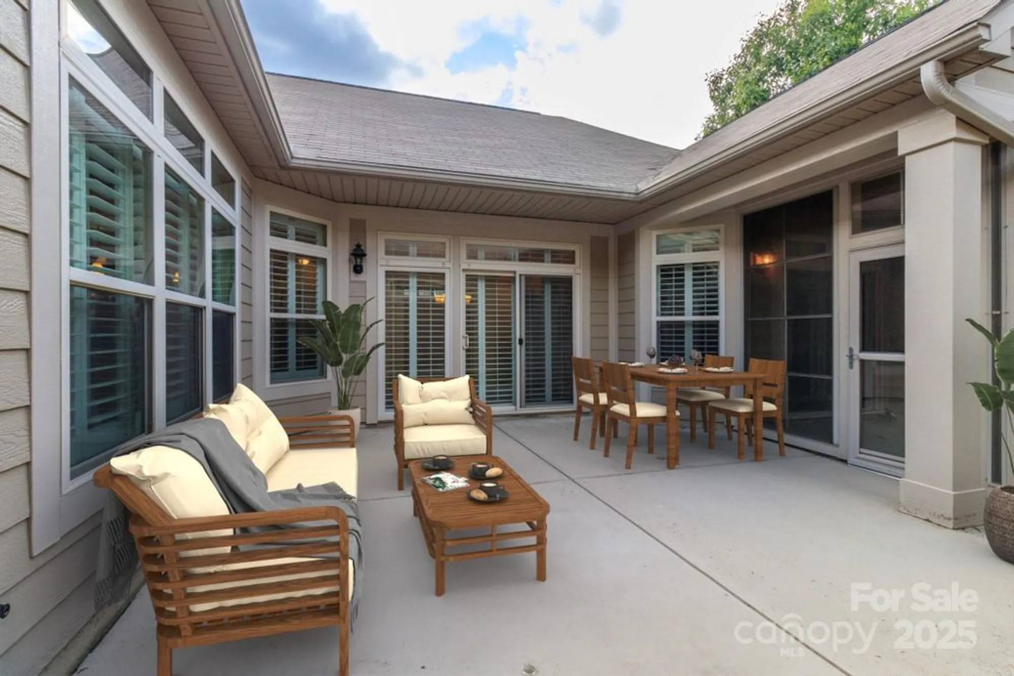 Property Slideshow image 25 of 46 | 4423 parkgate dr, Matthews, NC, 28105