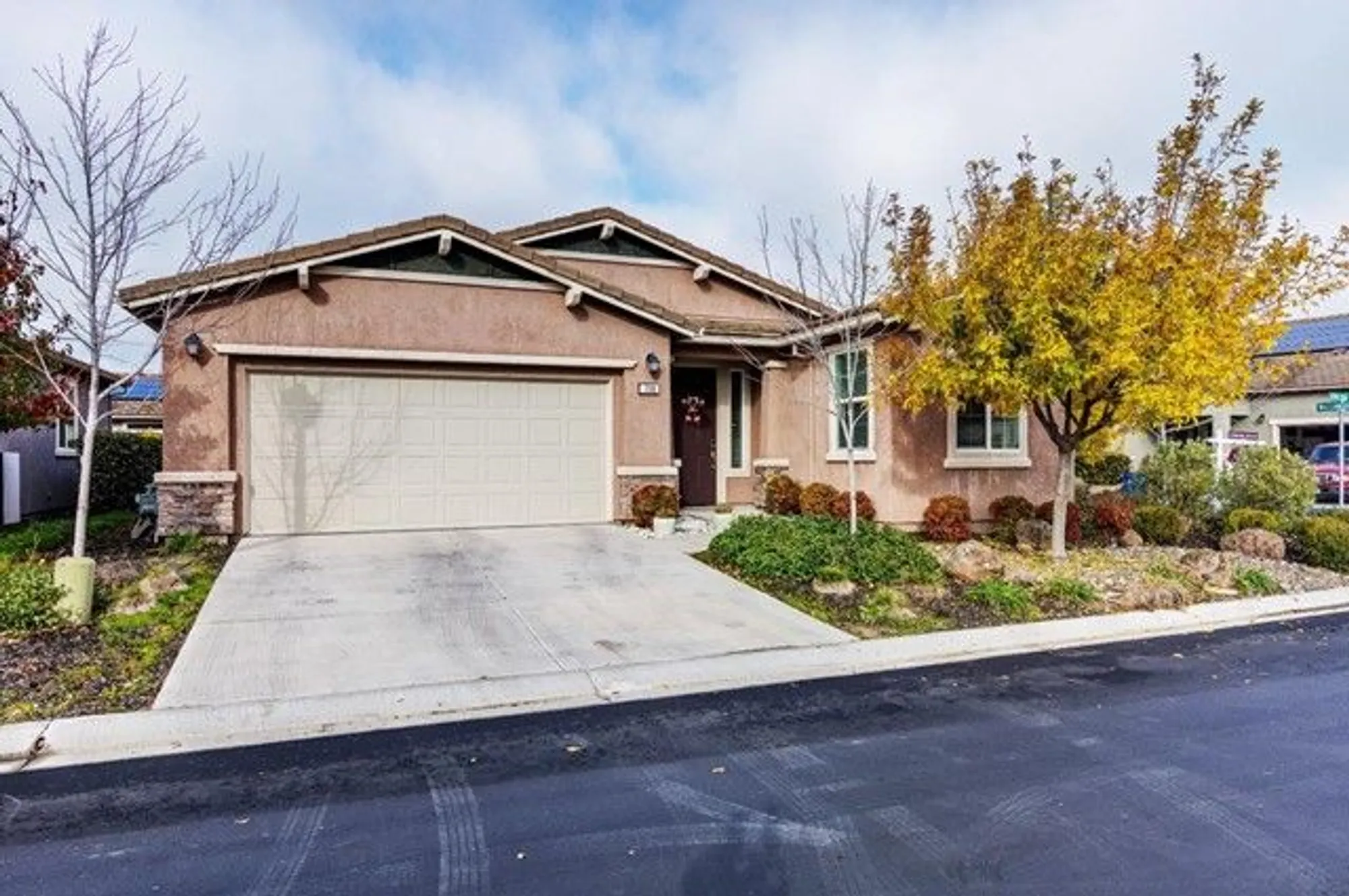 Property Slideshow image 1 of 32 | 790 osprey ridge dr, Rio Vista, CA, 94571