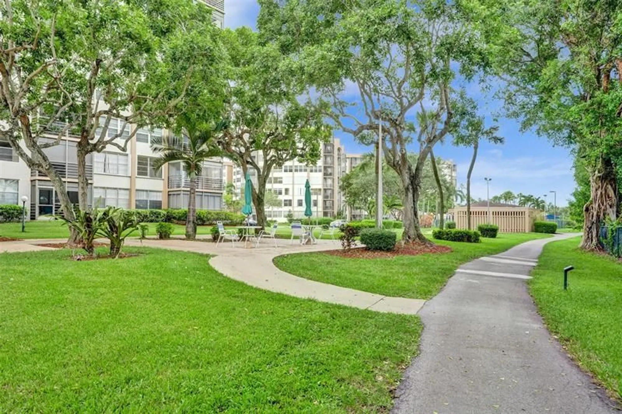 Property Slideshow image 70 of 71 | 1100 saint charles pl 612, Pembroke Pines, FL, 33026
