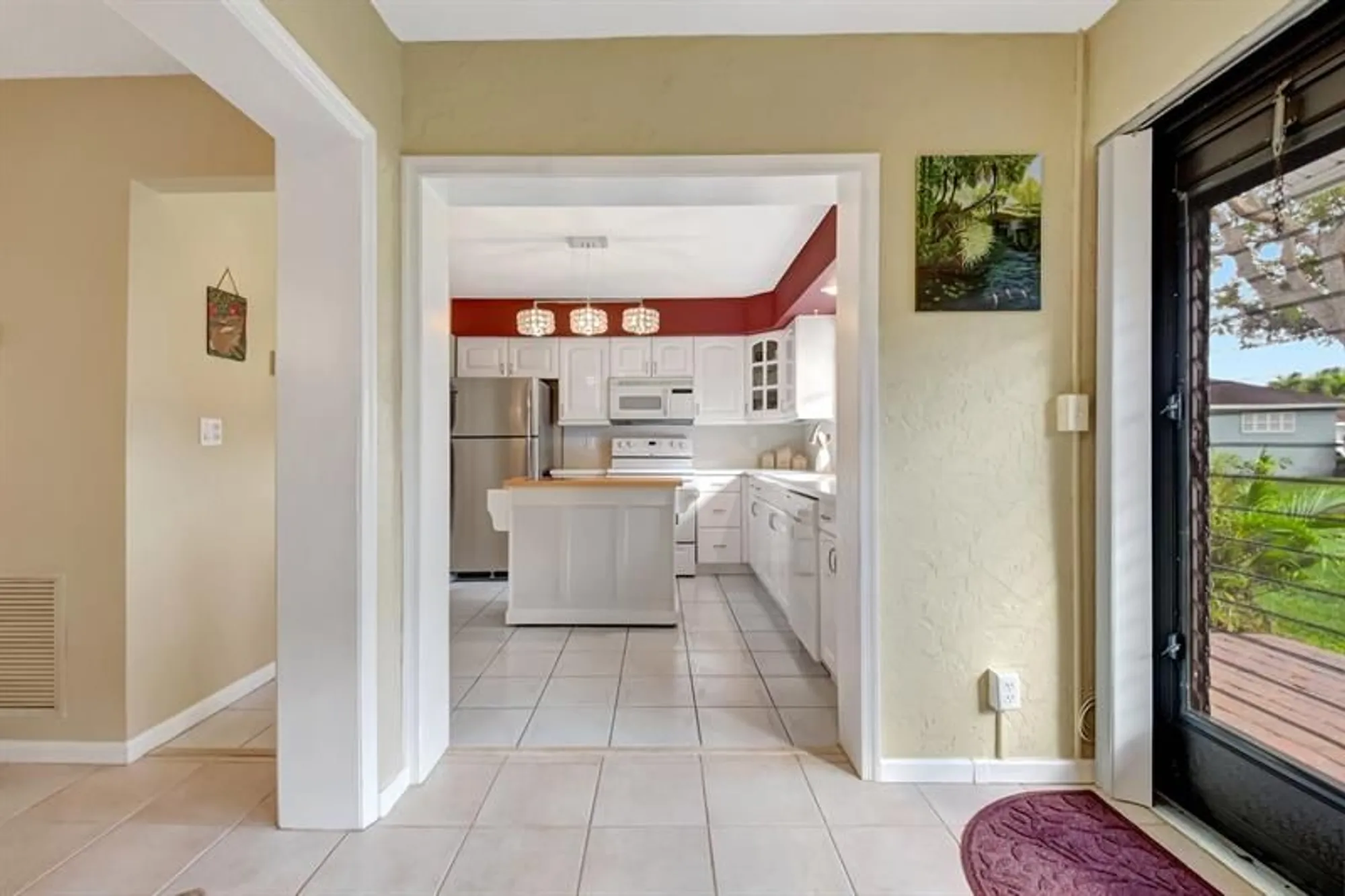 Property Slideshow image 19 of 66 | 9800 pecan tree dr b, Boynton Beach, FL, 33436