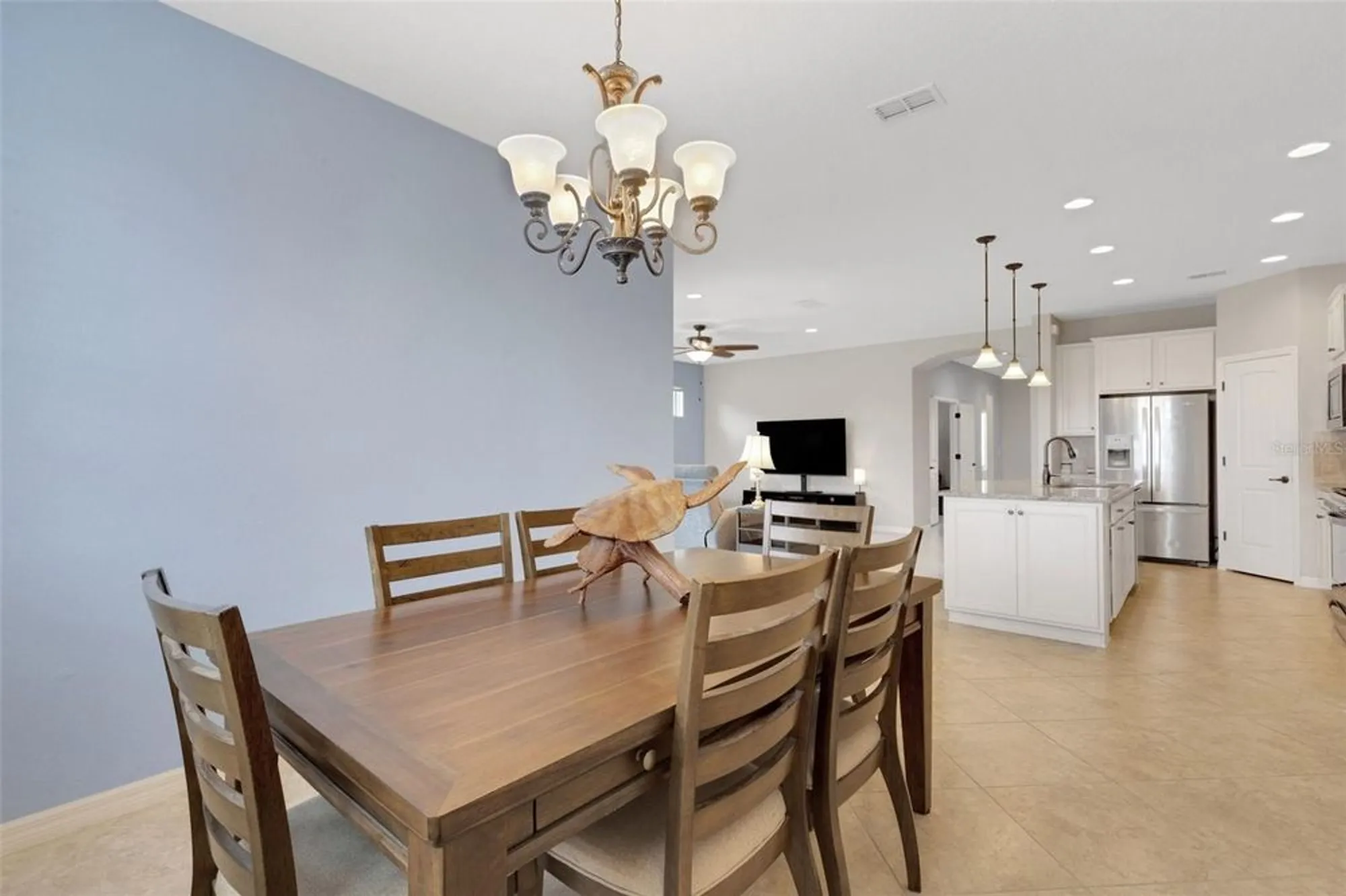Property Slideshow image 18 of 70 | 613 cantabria dr, Davenport, FL, 33837