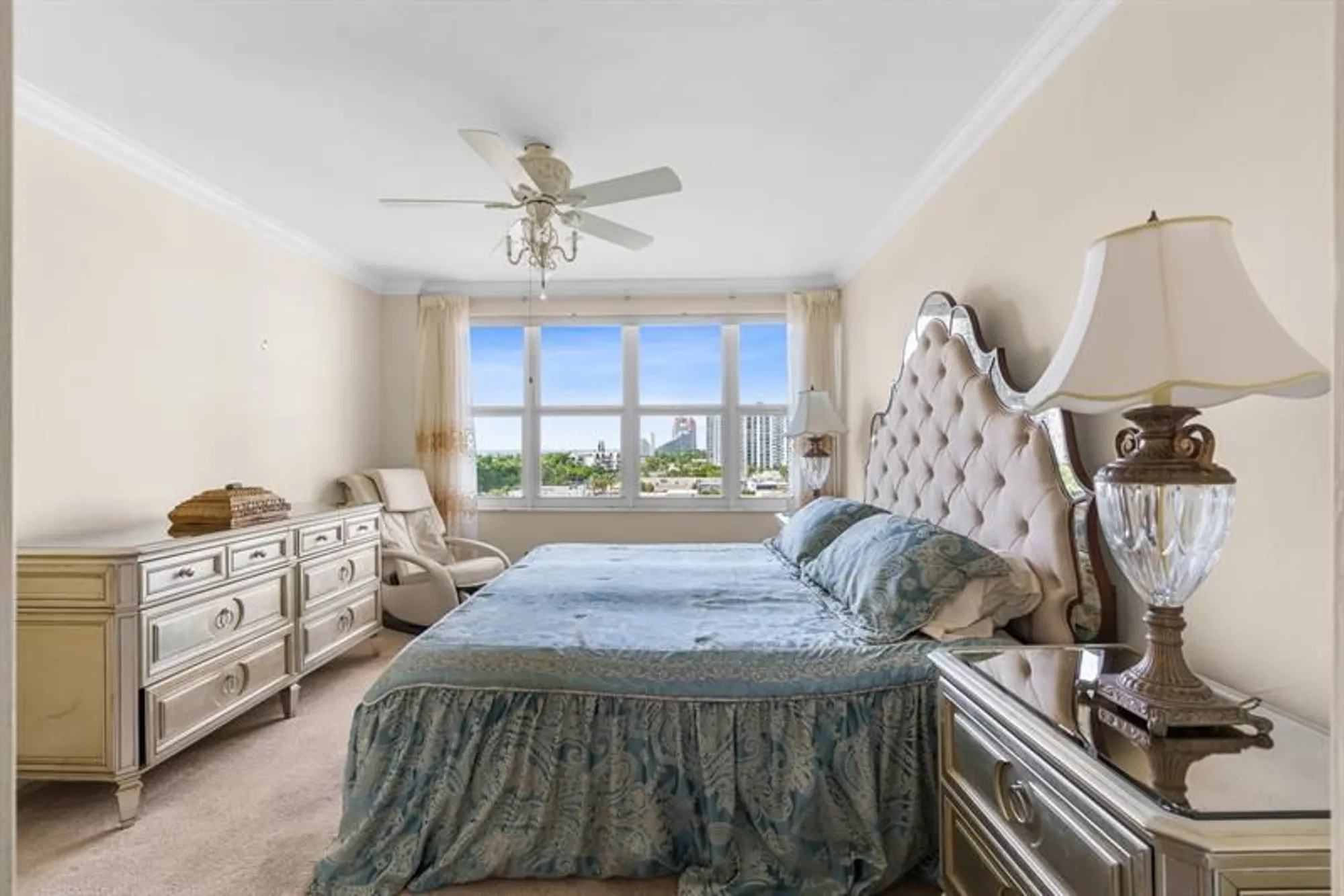 Property Slideshow image 27 of 48 | 3333 ne 34th st 810, Fort Lauderdale, FL, 33308