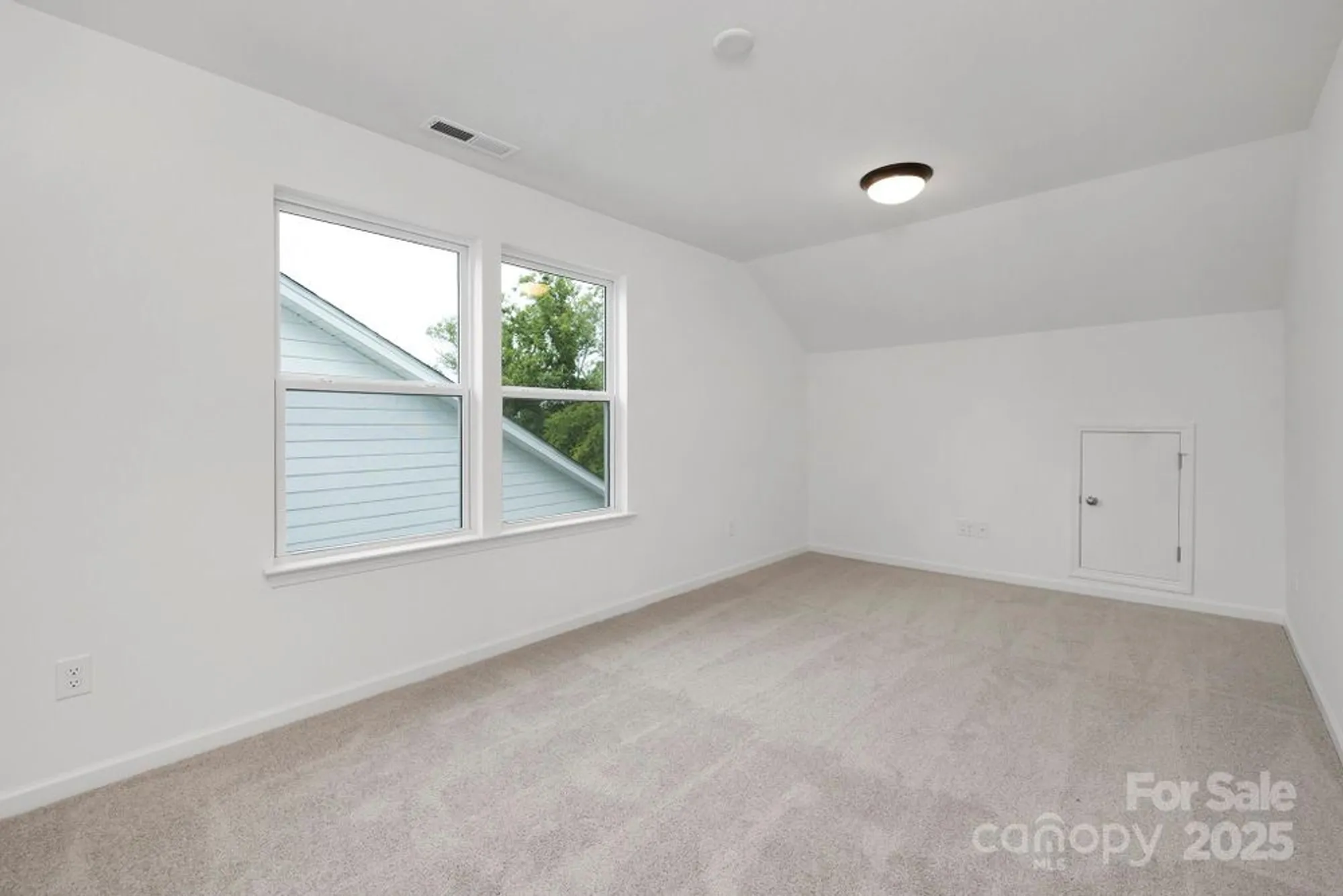 Property Slideshow image 28 of 37 | 24558 blue heron cir # 402, Lancaster, SC, 29720