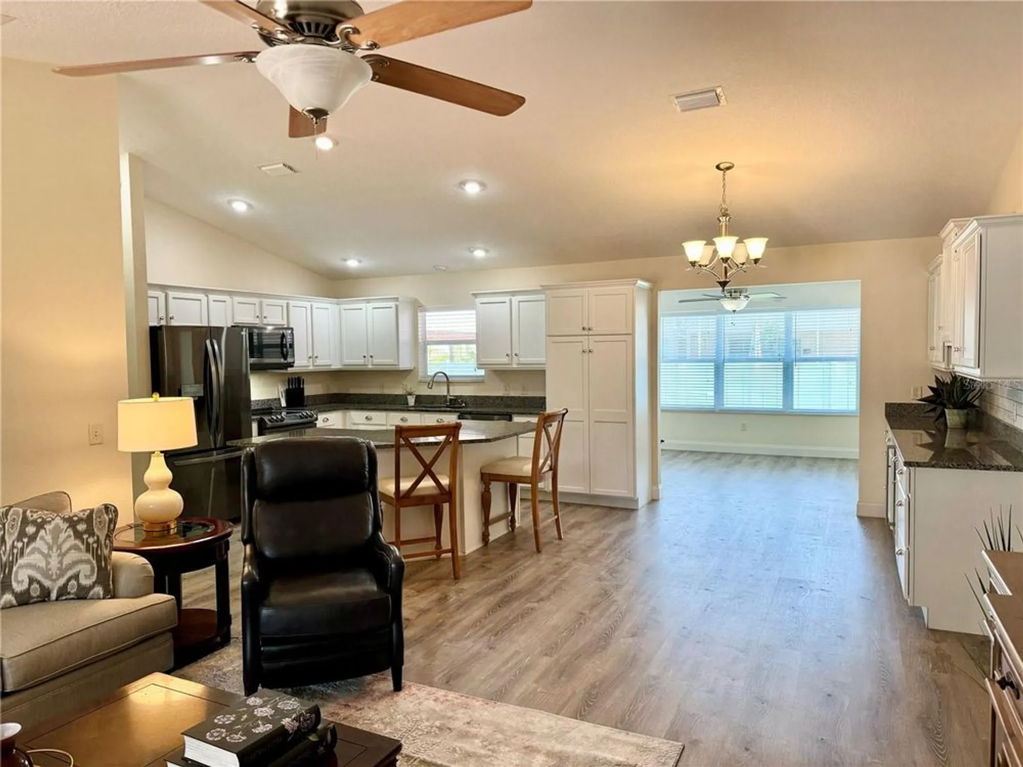 Property Slideshow image 6 of 35 | 12046 ne 51st cir, Oxford, FL, 34484