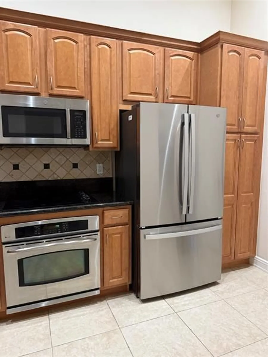 Property Slideshow image 12 of 19 | 16102 emerald estates dr 129, Weston, FL, 33331