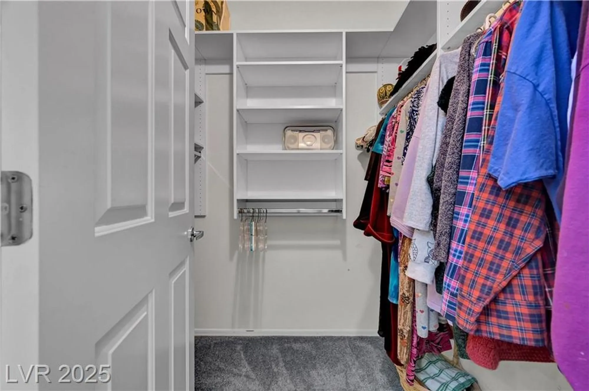 Property Slideshow image 37 of 78 | 10020 villa ridge dr, Las Vegas, NV, 89134