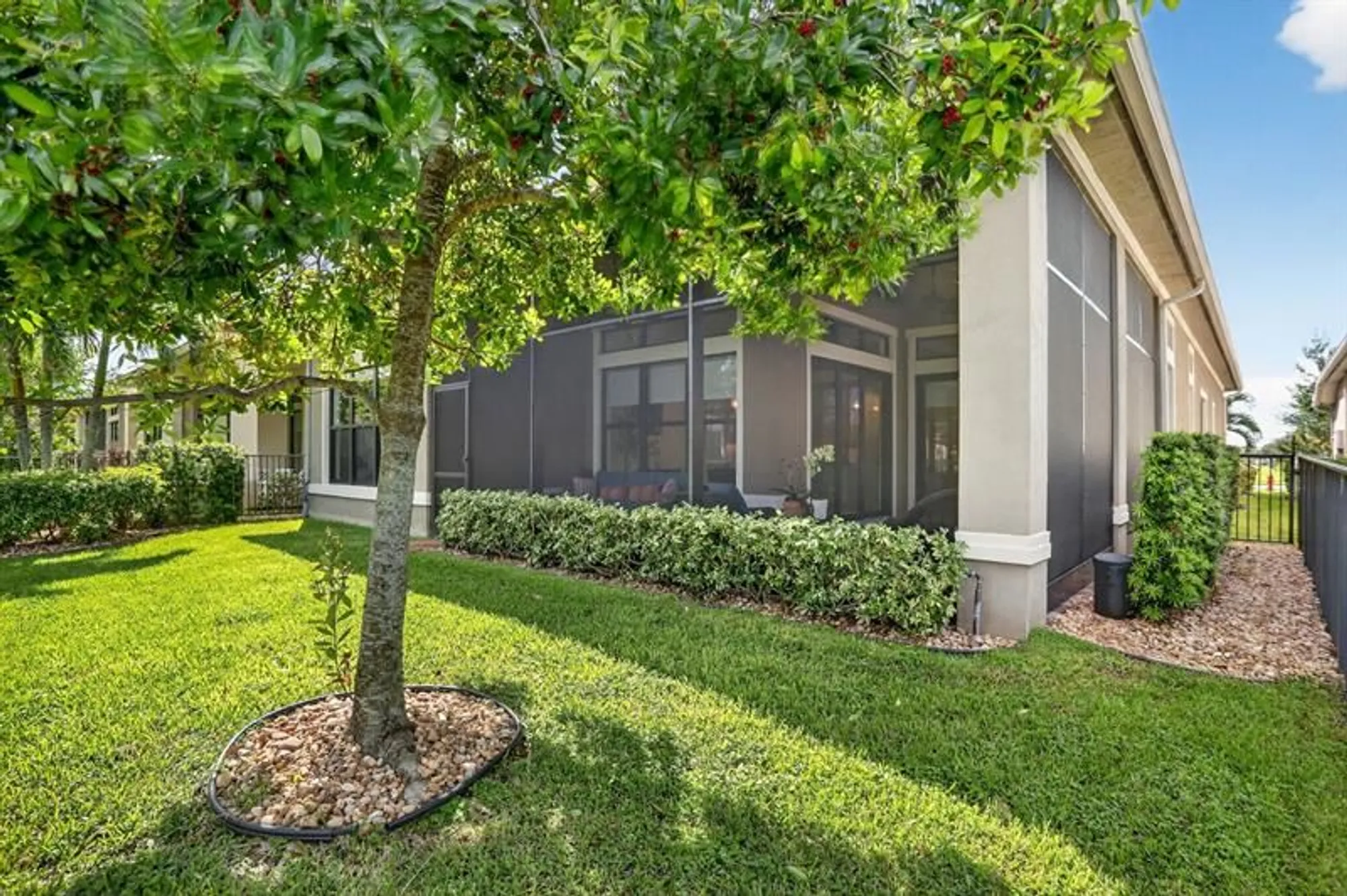 Property Slideshow image 47 of 65 | 11927 leon cir, Parkland, FL, 33076