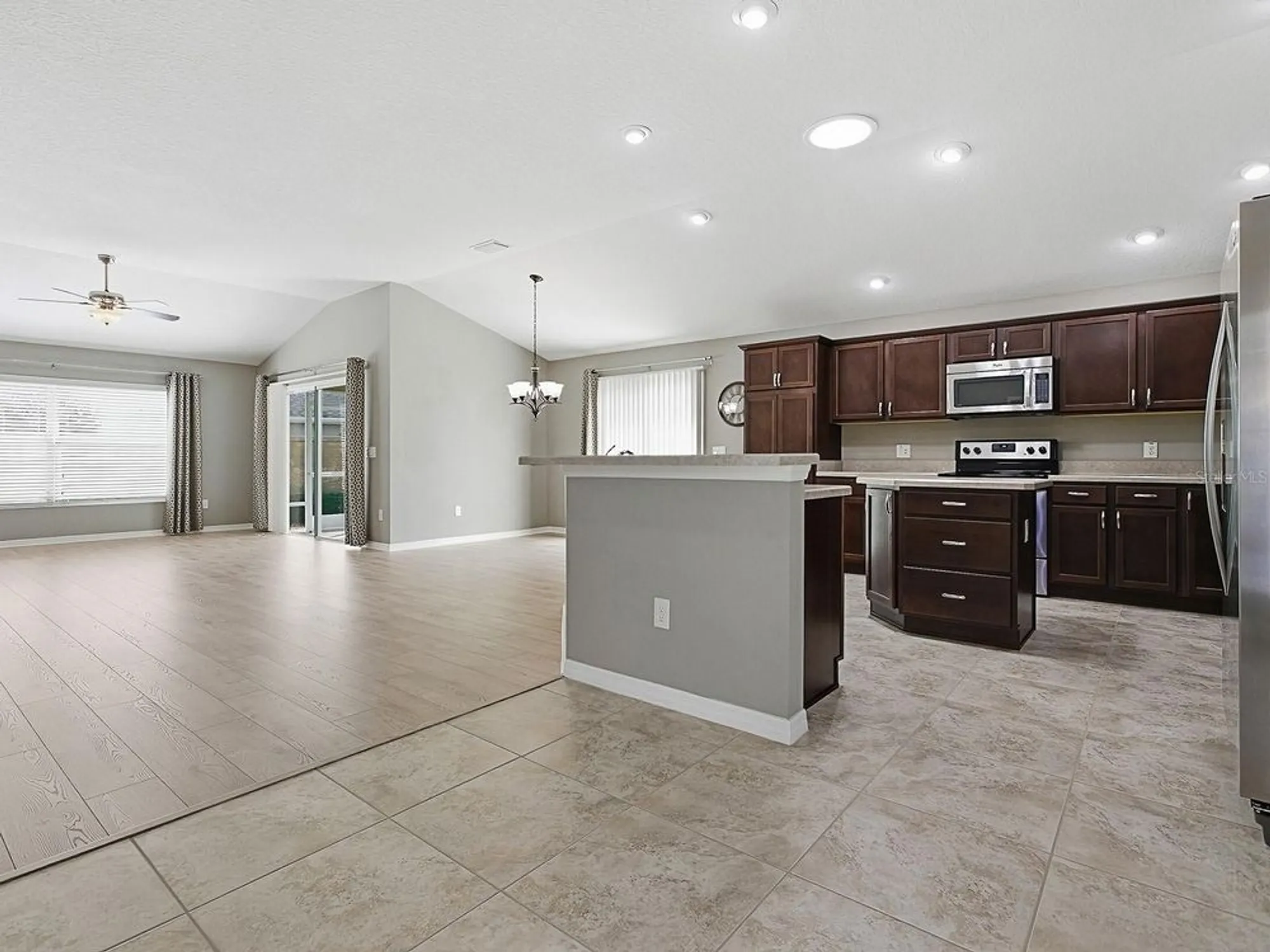 Property Slideshow image 6 of 37 | 2092 ironton pl, The Villages, FL, 32163