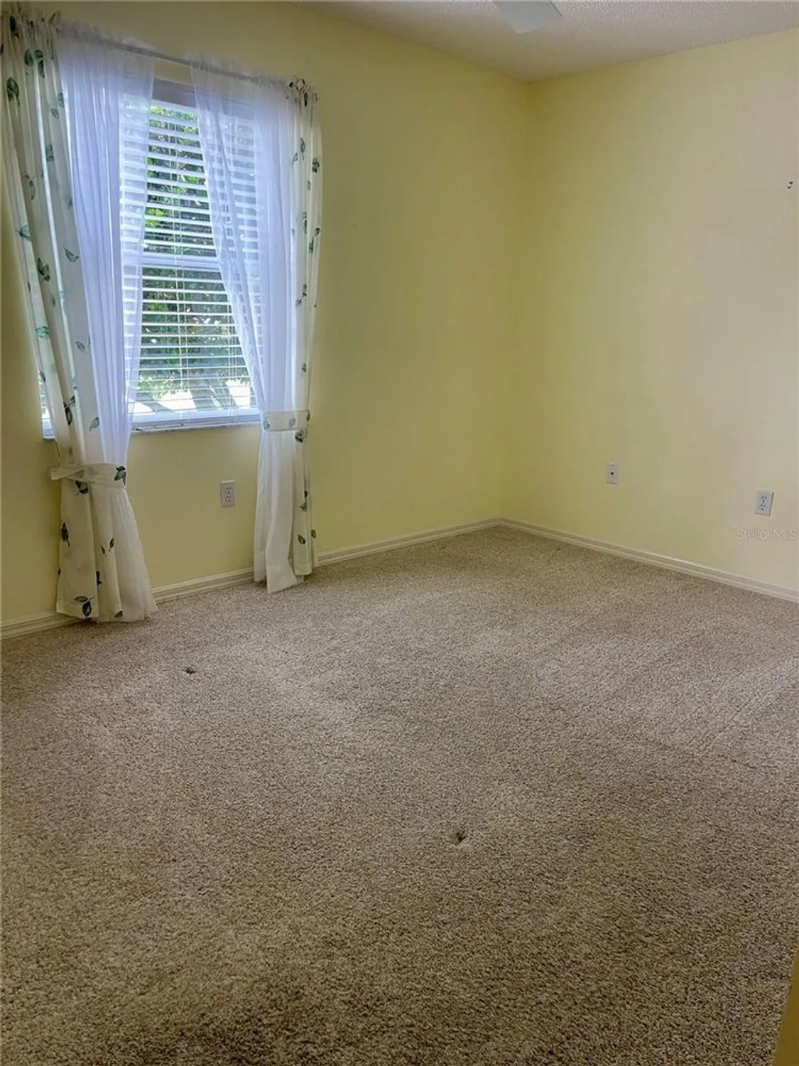 Property Slideshow image 33 of 43 | 305 ranchwood dr, Leesburg, FL, 34748