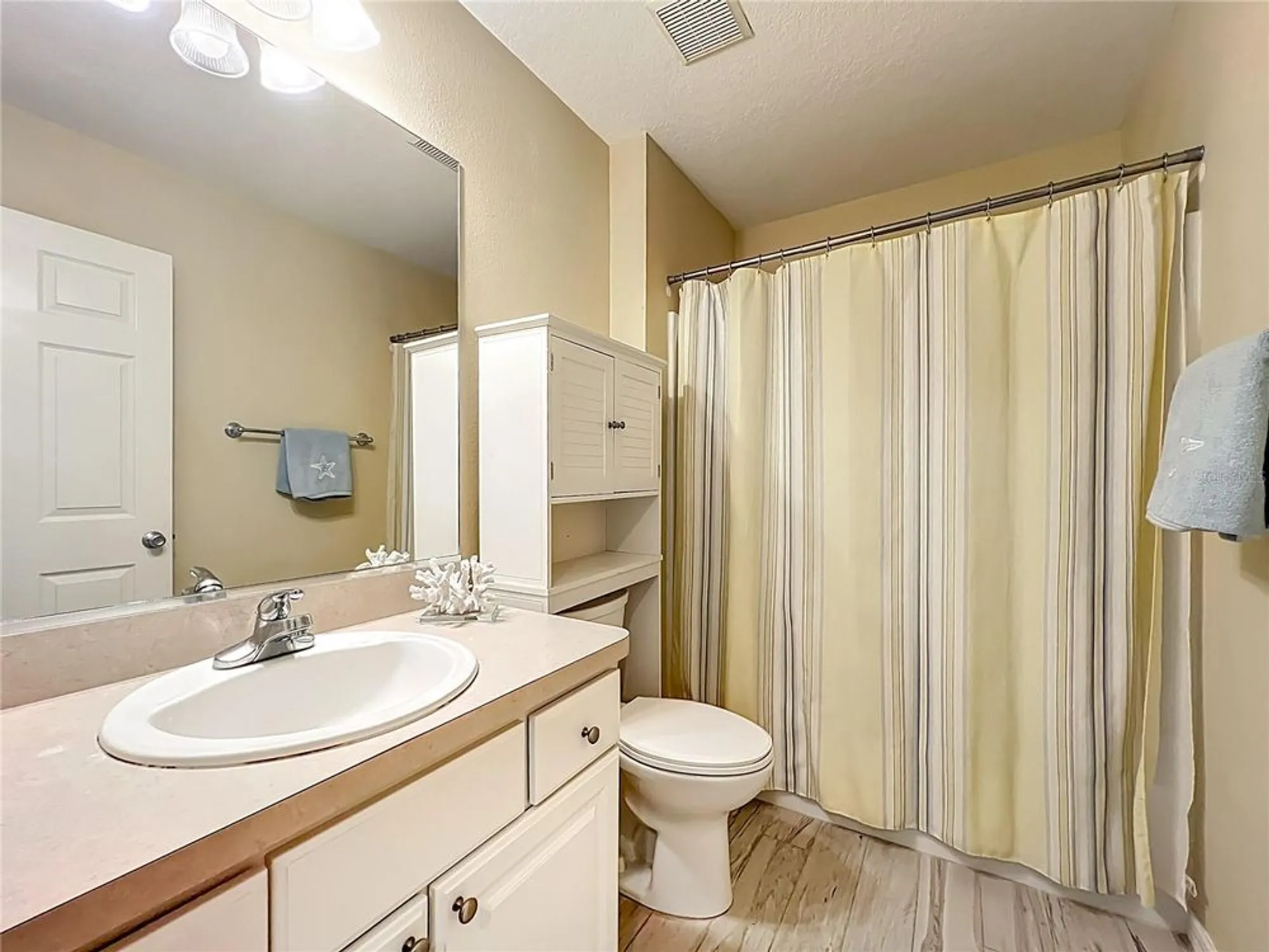 Property Slideshow image 11 of 14 | 1861 endsley ct, The Villages, FL, 32162
