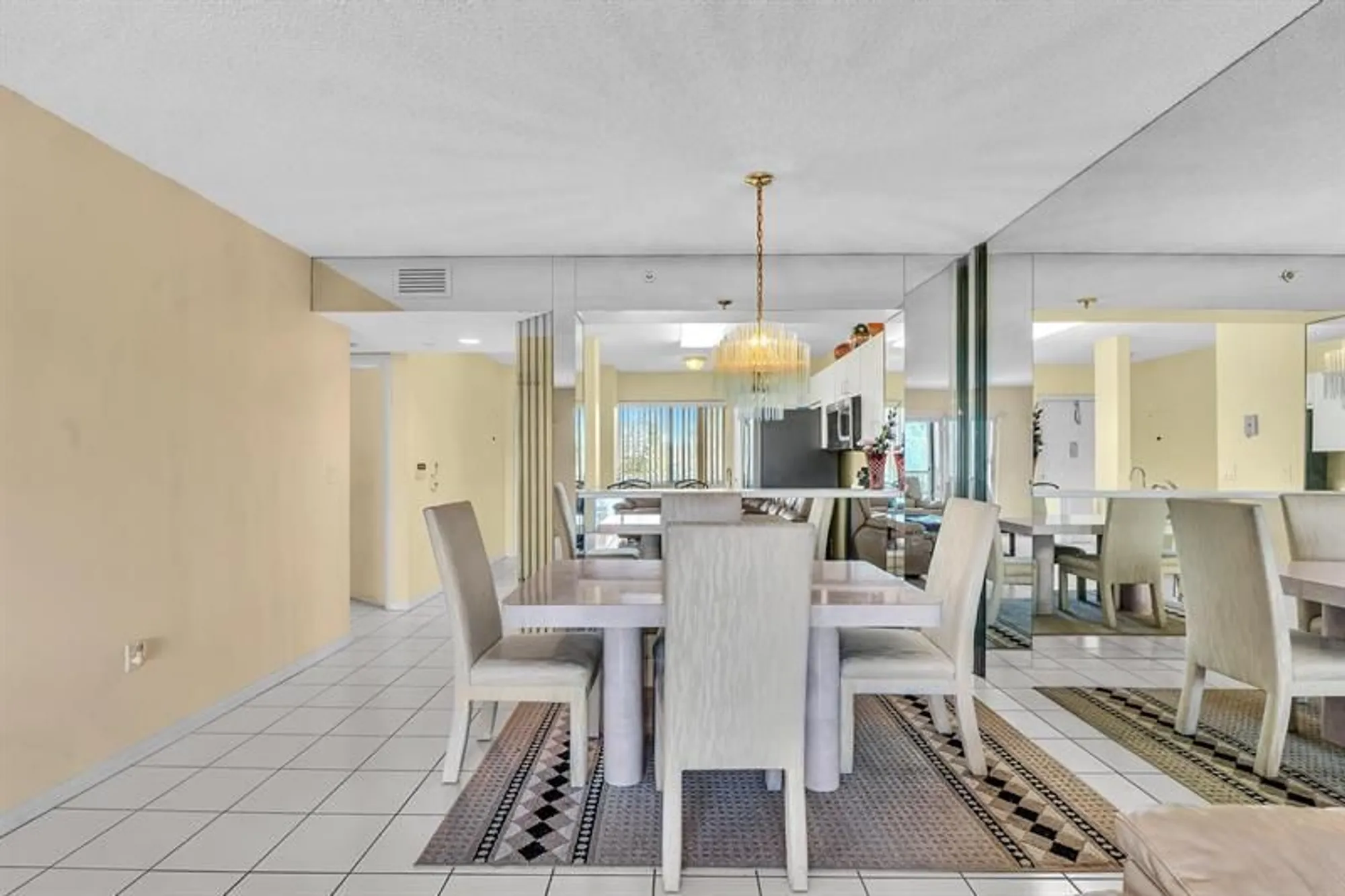 Property Slideshow image 13 of 72 | 9560 weldon cir apt j413, Fort Lauderdale, FL, 33321