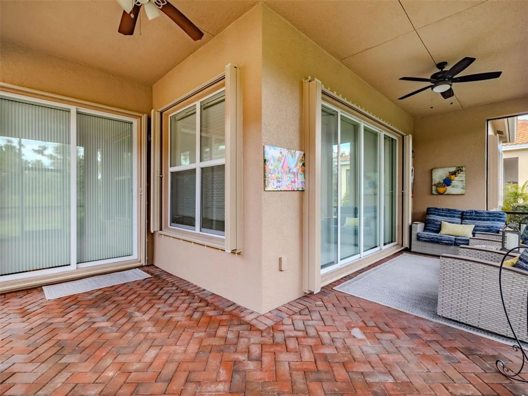 Property Slideshow image 31 of 92 | 4820 grand banks dr, Wimauma, FL, 33598