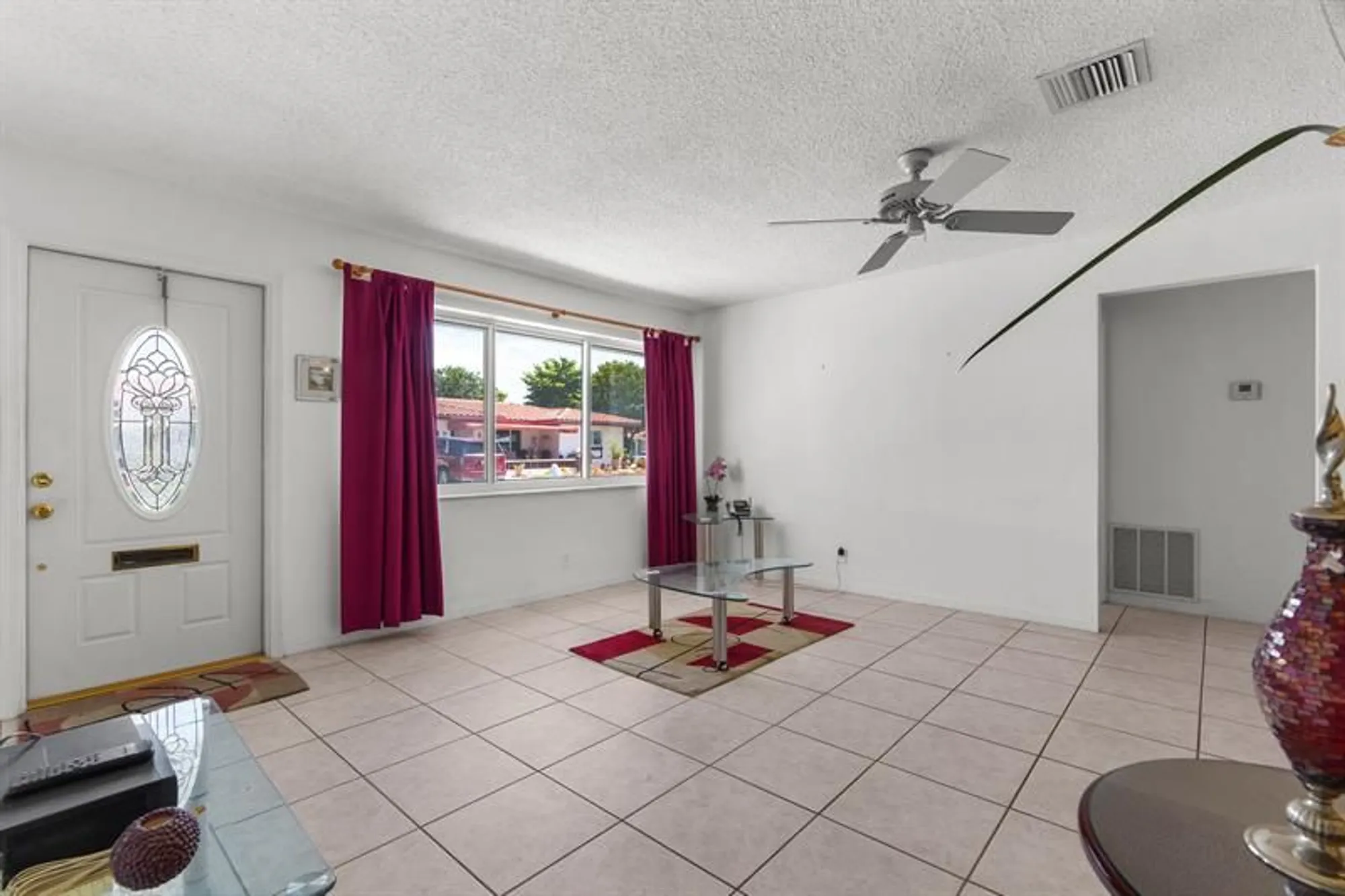 Property Slideshow image 14 of 35 | 4510 nw 49th ct, Tamarac, FL, 33319