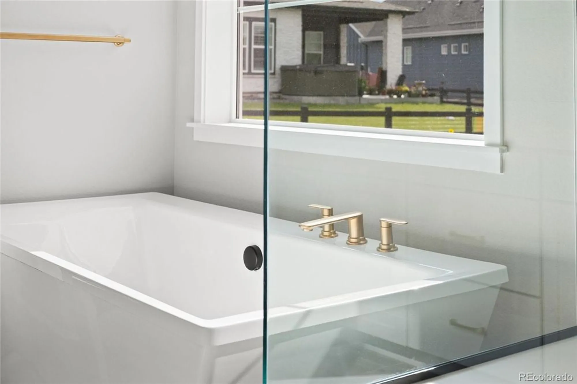 Property Slideshow image 30 of 37 | 8871 s quemoy st, Aurora, CO, 80016