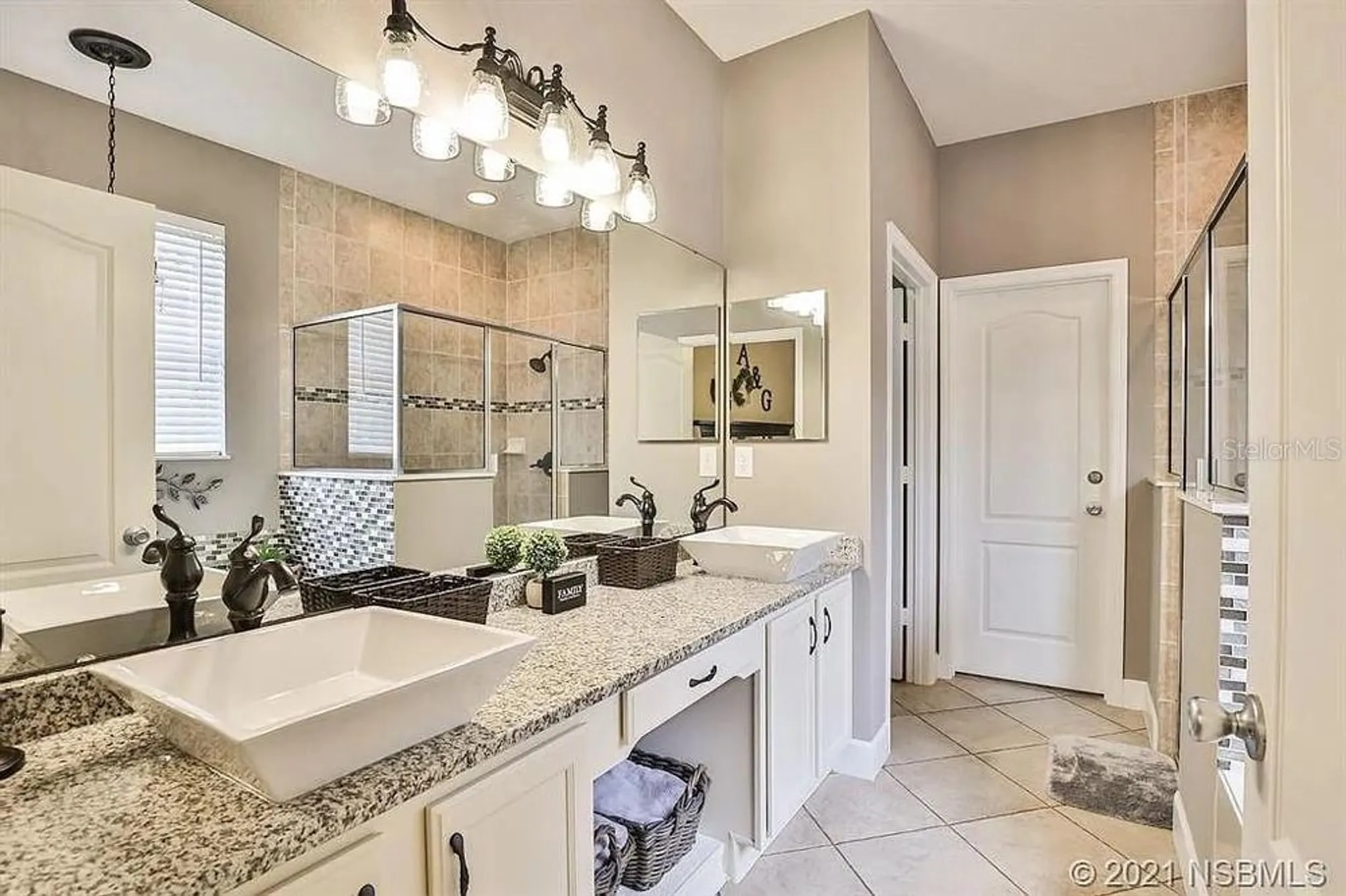 Property Slideshow image 17 of 35 | 453 venetian villa dr, New Smyrna Beach, FL, 32168