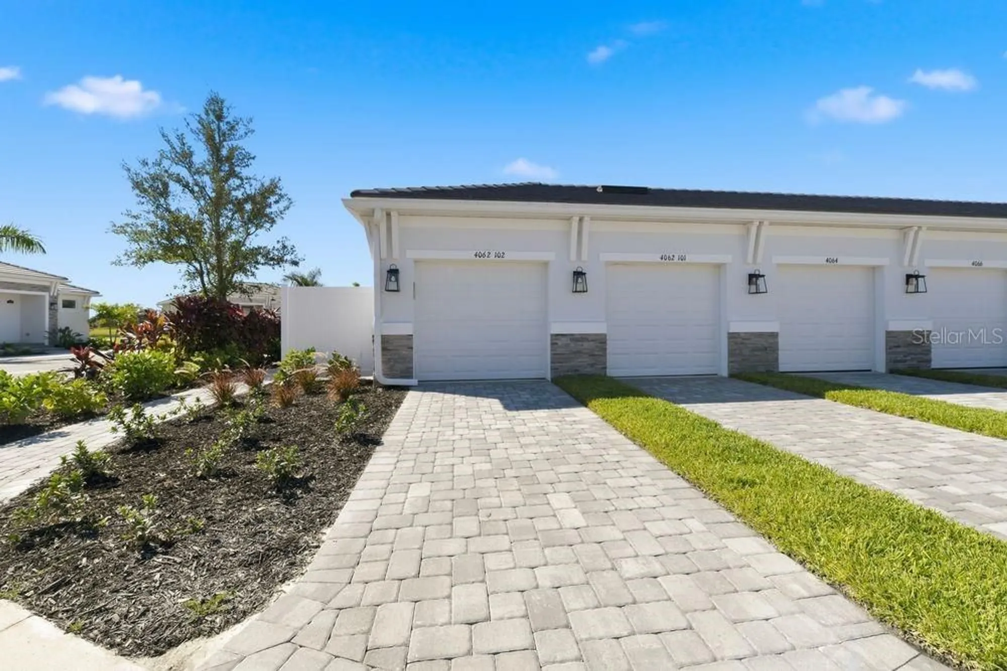 Property Slideshow image 15 of 36 | 4062 santa caterina blvd # 102, Bradenton, FL, 34211