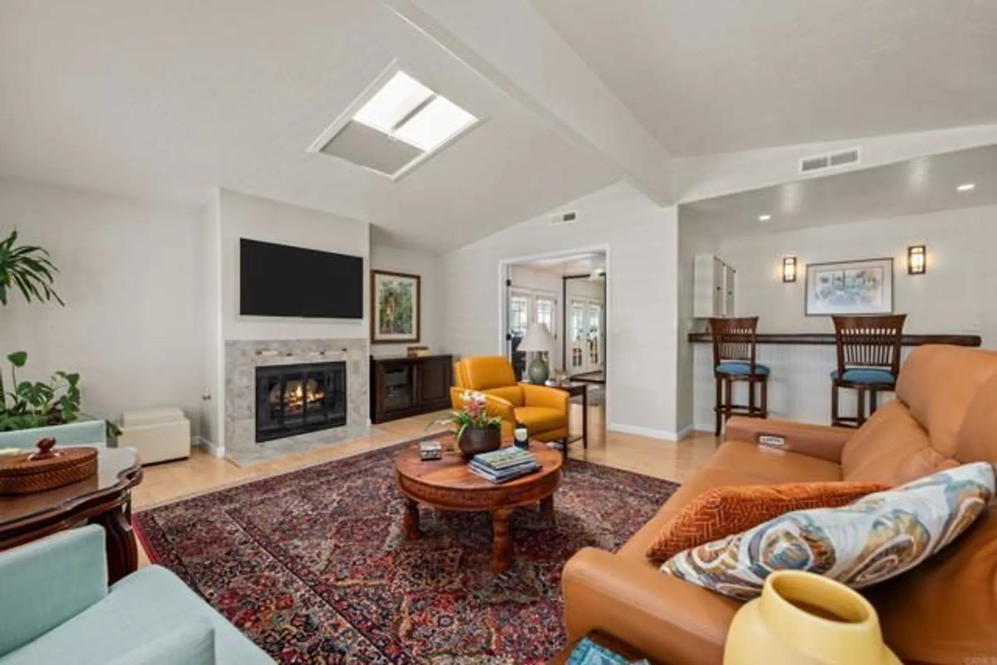 Property Slideshow image 6 of 31 | 5155 don rodolfo dr, Carlsbad, CA, 92010