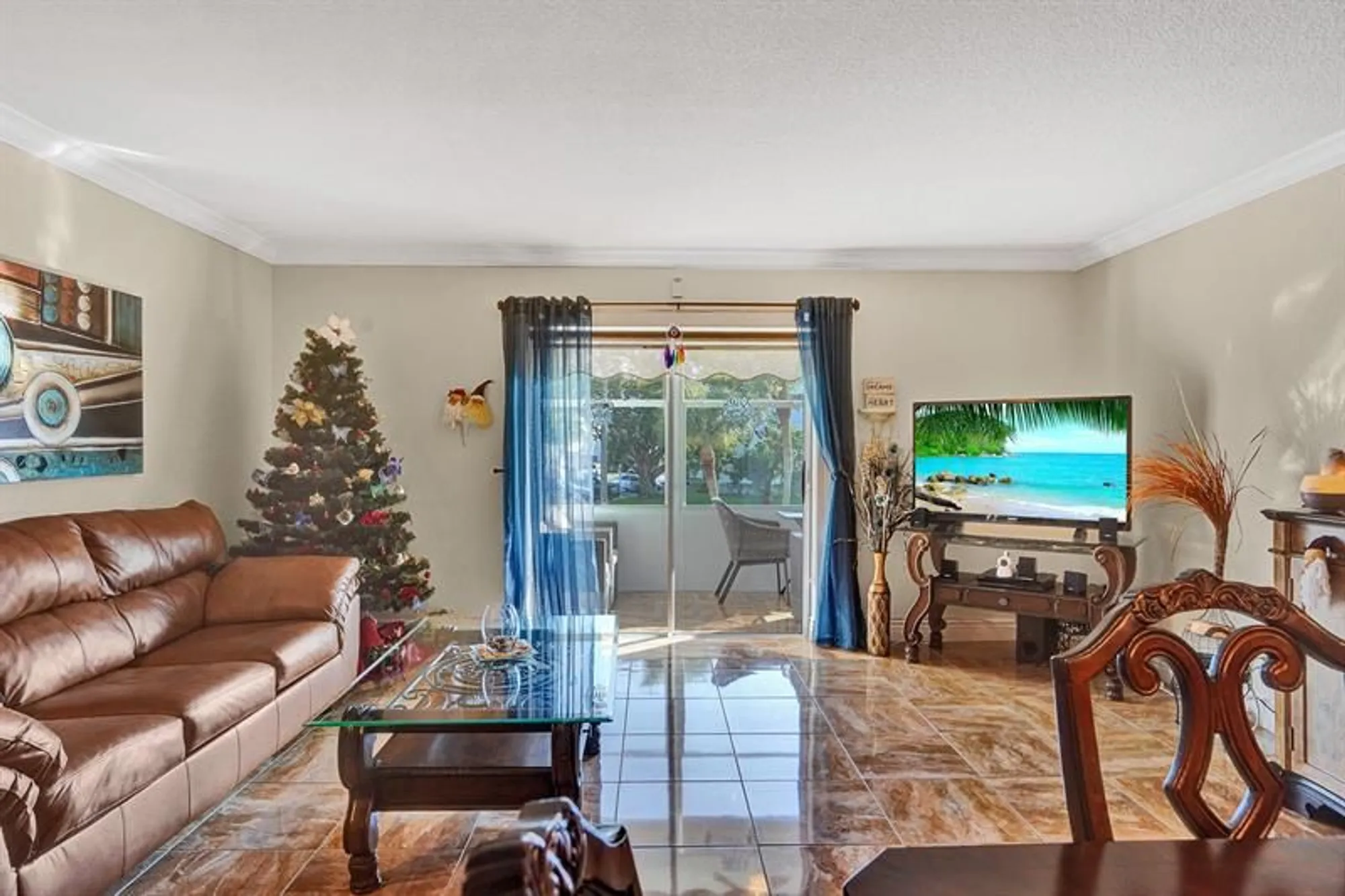Property Slideshow image 15 of 36 | 4751 nw 21st st 202, Lauderhill, FL, 33313