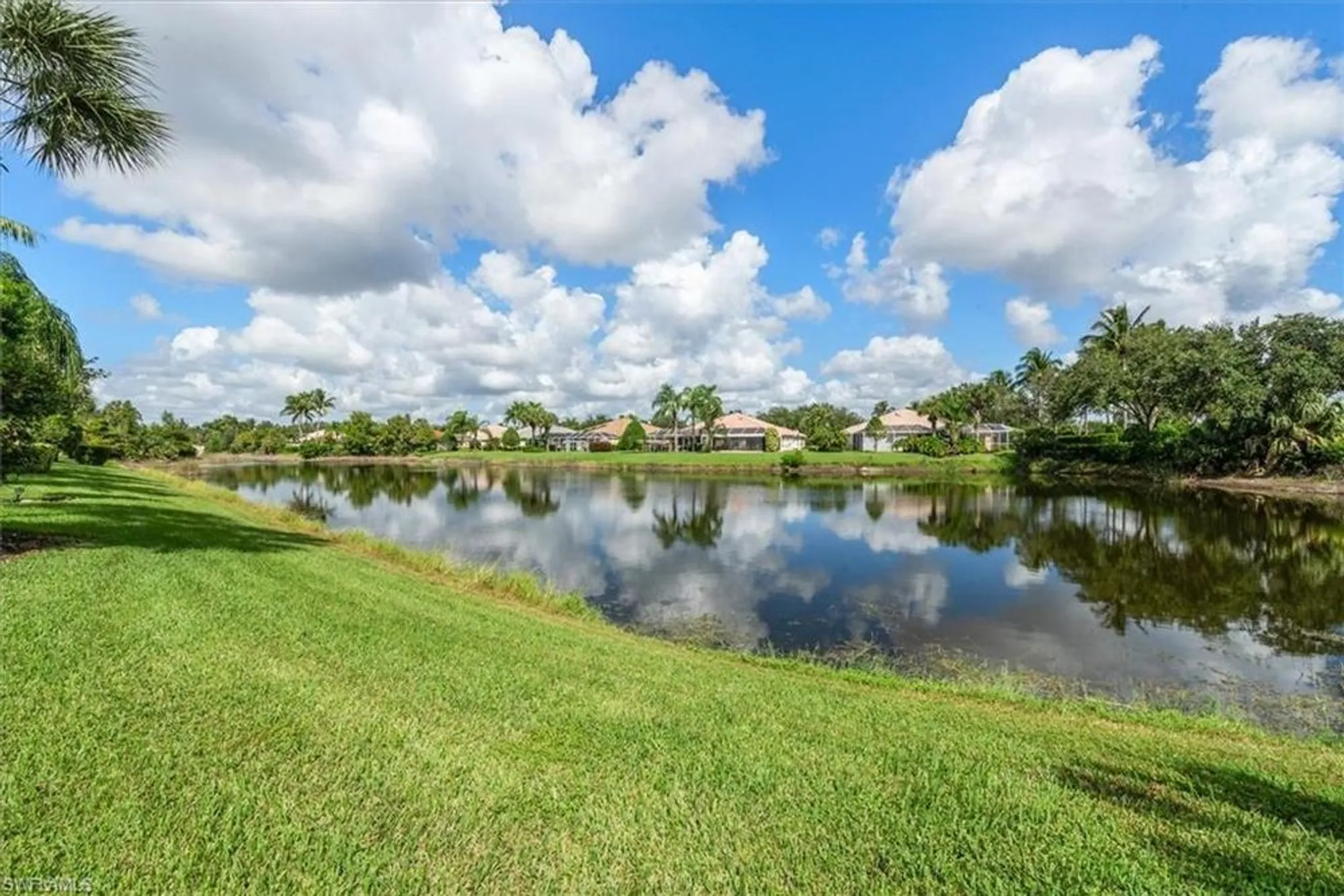 Property Slideshow image 11 of 39 | 28169 herring way, Bonita Springs, FL, 34135