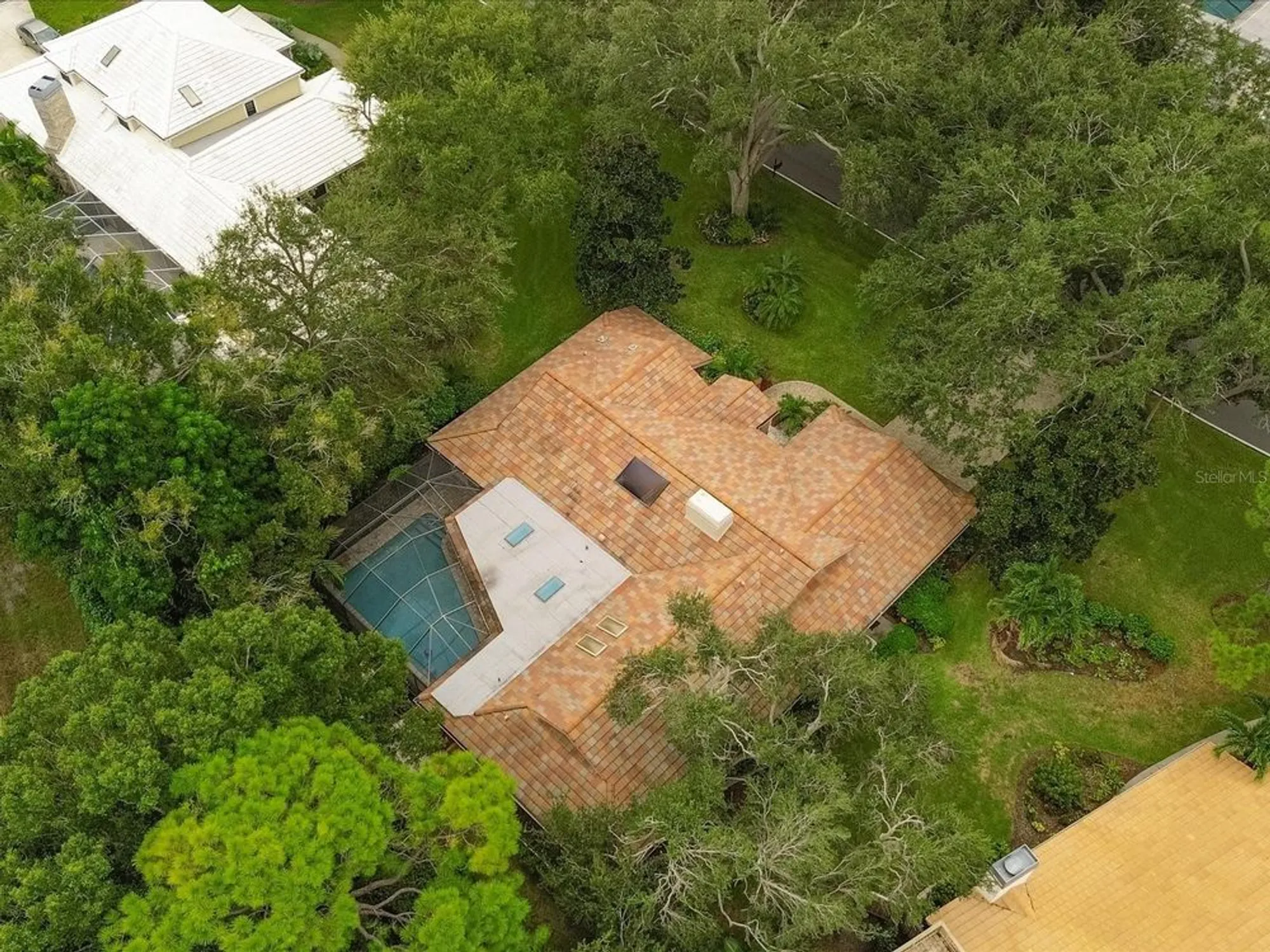 Property Slideshow image 38 of 46 | 1612 pine harrier cir, Sarasota, FL, 34231