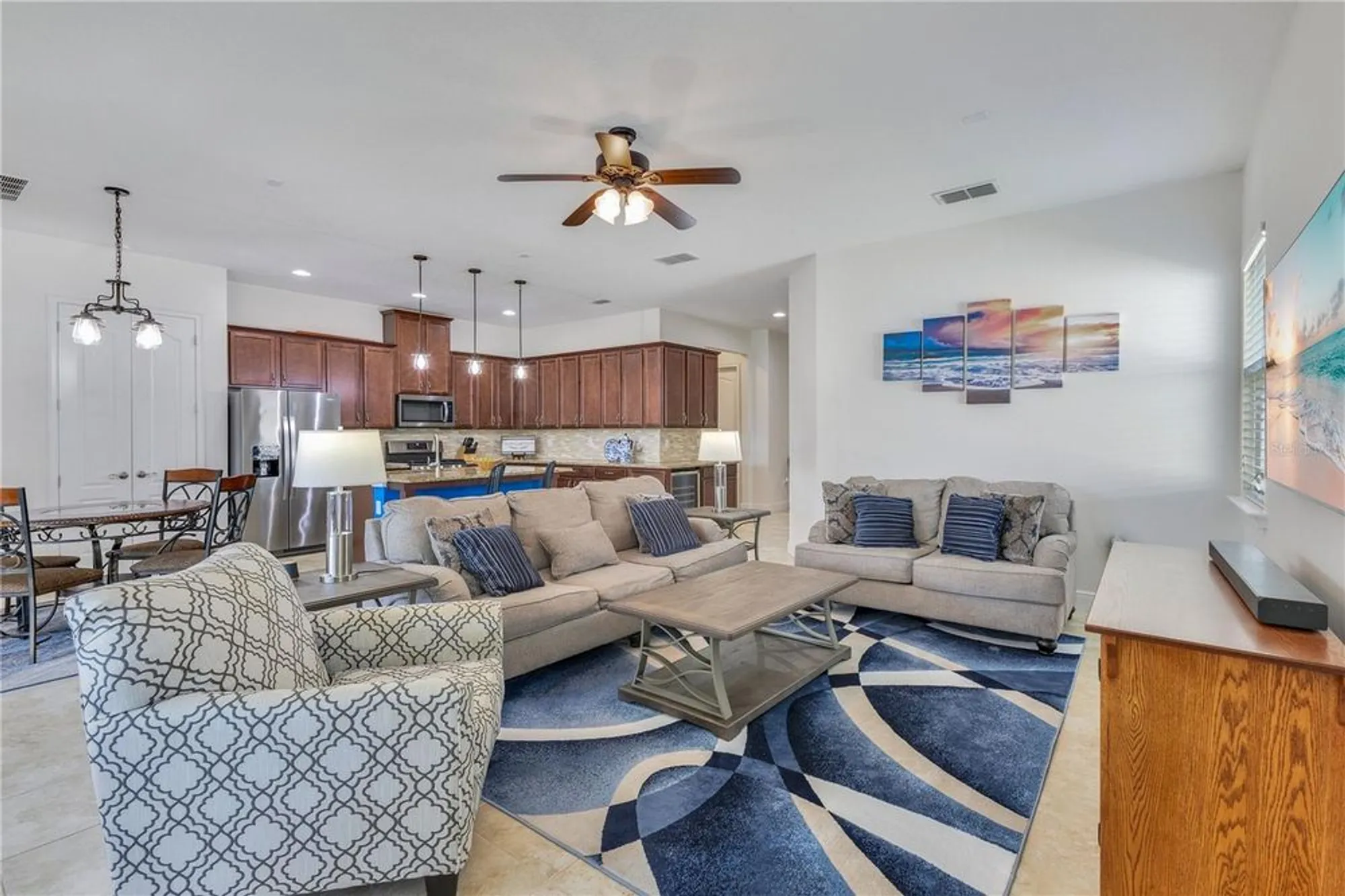 Property Slideshow image 2 of 41 | 5017 e fountainwood dr, Saint Cloud, FL, 34772