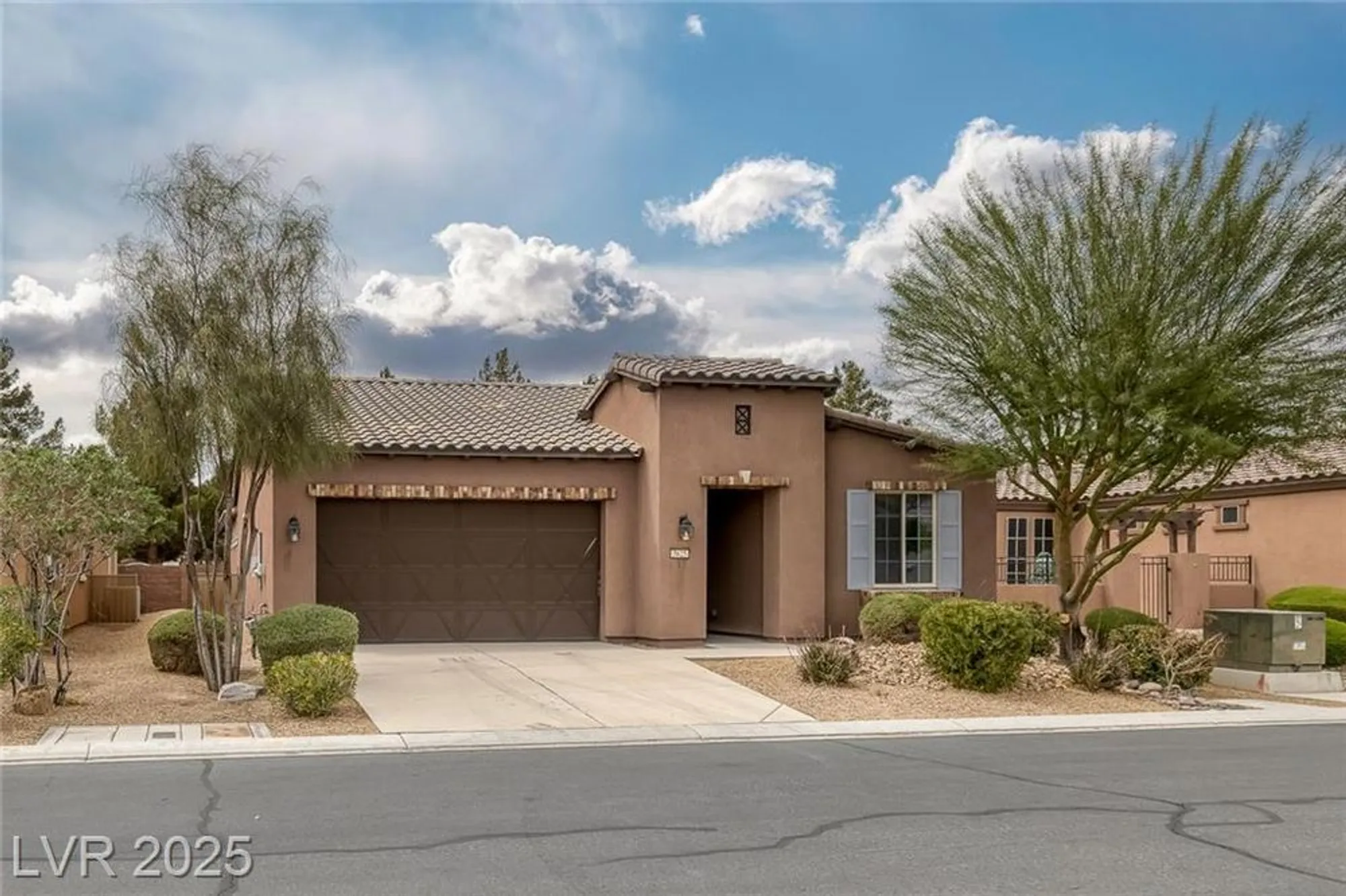 Property Slideshow image 3 of 32 | 5625 galivan vista st, North Las Vegas, NV, 89081