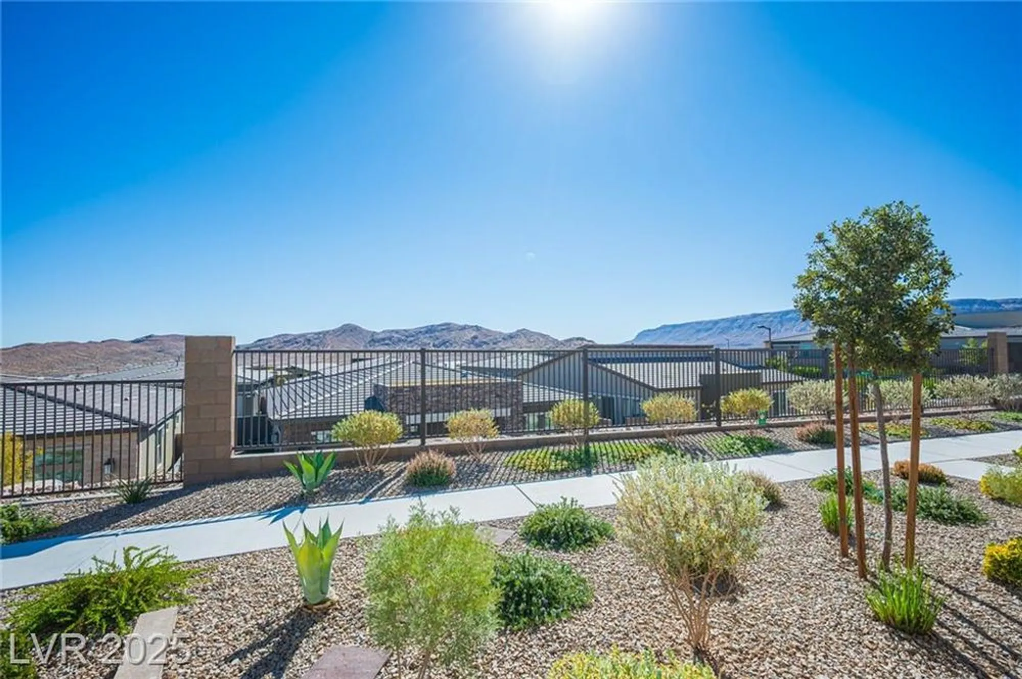Property Slideshow image 4 of 46 | 932 belleforte ln, Las Vegas, NV, 89138
