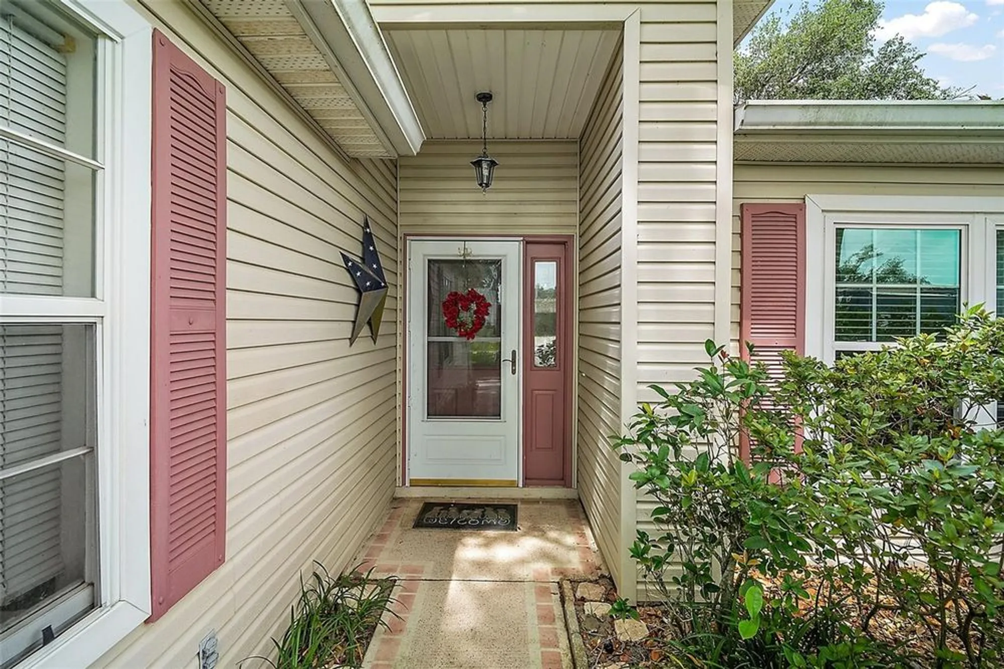 Property Slideshow image 9 of 36 | 25333 river crest dr, Leesburg, FL, 34748