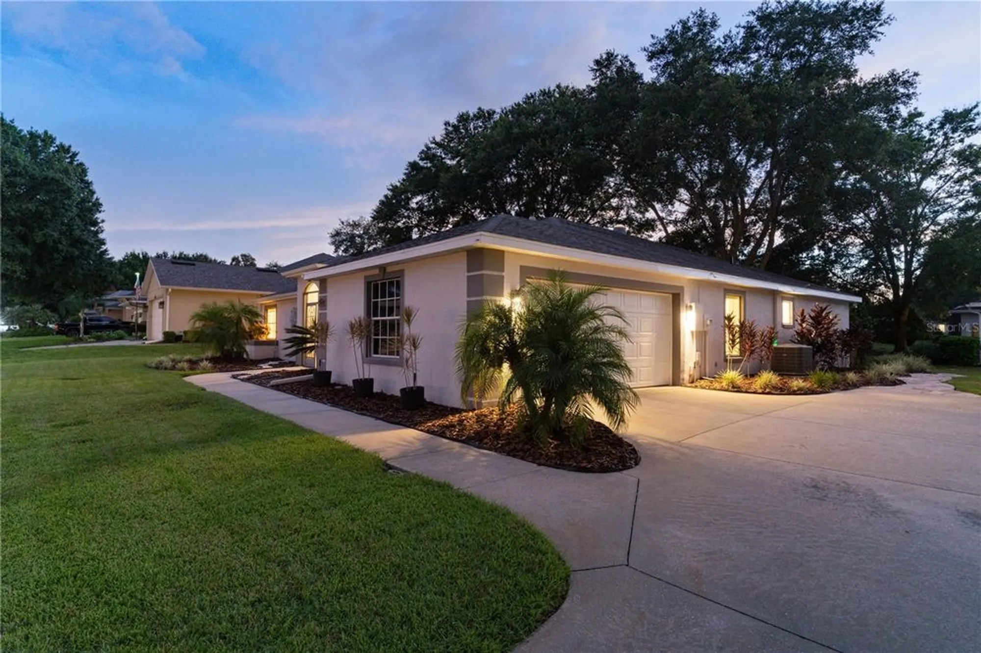 Property Slideshow image 57 of 86 | 5252 grove mnr, Lady Lake, FL, 32159