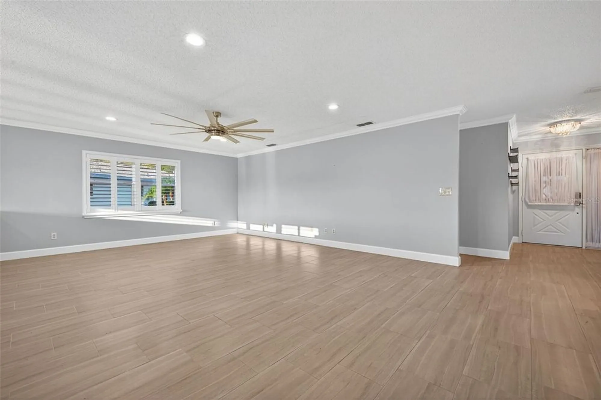 Property Slideshow image 6 of 25 | 2509 locksley st # 237, Sun City Center, FL, 33573