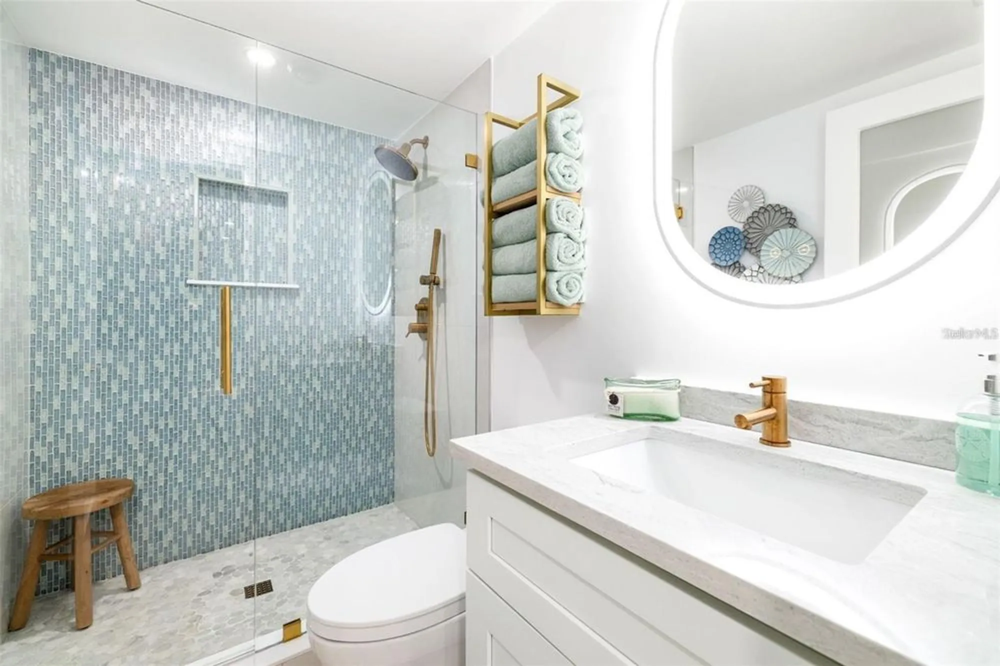 Property Slideshow image 34 of 69 | 19 whispering sands dr apt 302, Sarasota, FL, 34242
