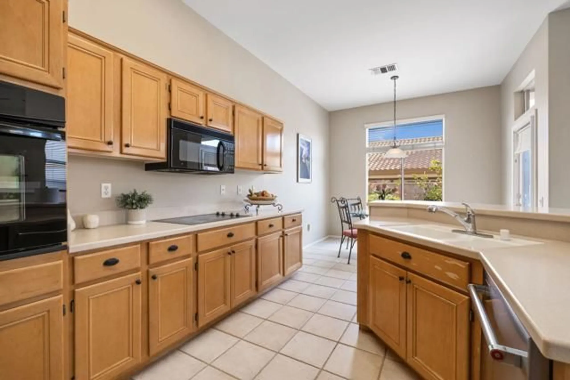 Property Slideshow image 18 of 41 | 78462 palm tree ave, Palm Desert, CA, 92211