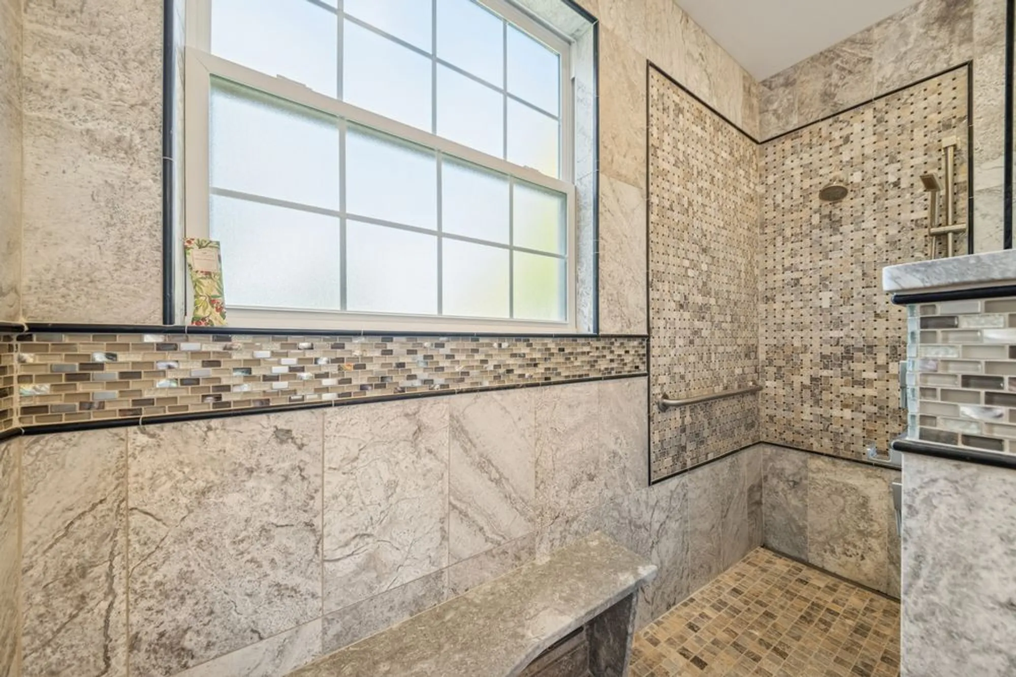 Property Slideshow image 20 of 27 | 2541 harvest vly, Elgin, IL, 60124