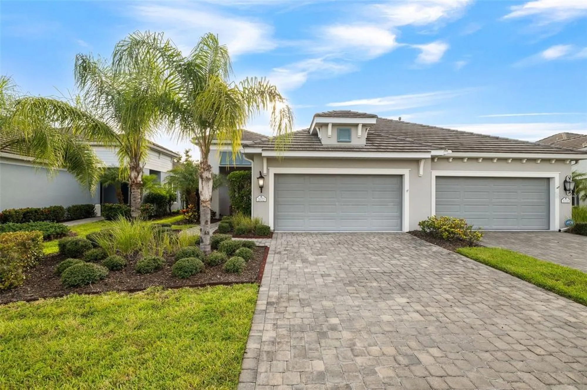 Property Slideshow image 3 of 54 | 3102 sky blue cv, Bradenton, FL, 34211