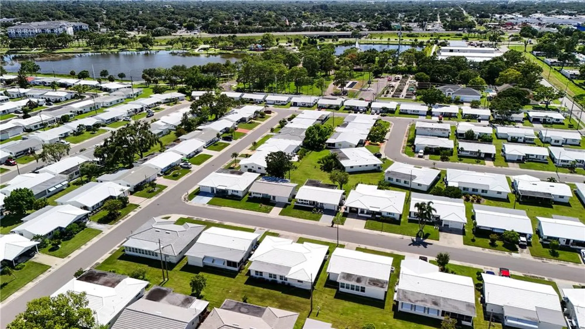 Property Slideshow image 36 of 52 | 10139 44th way n # 10139, Pinellas Park, FL, 33782