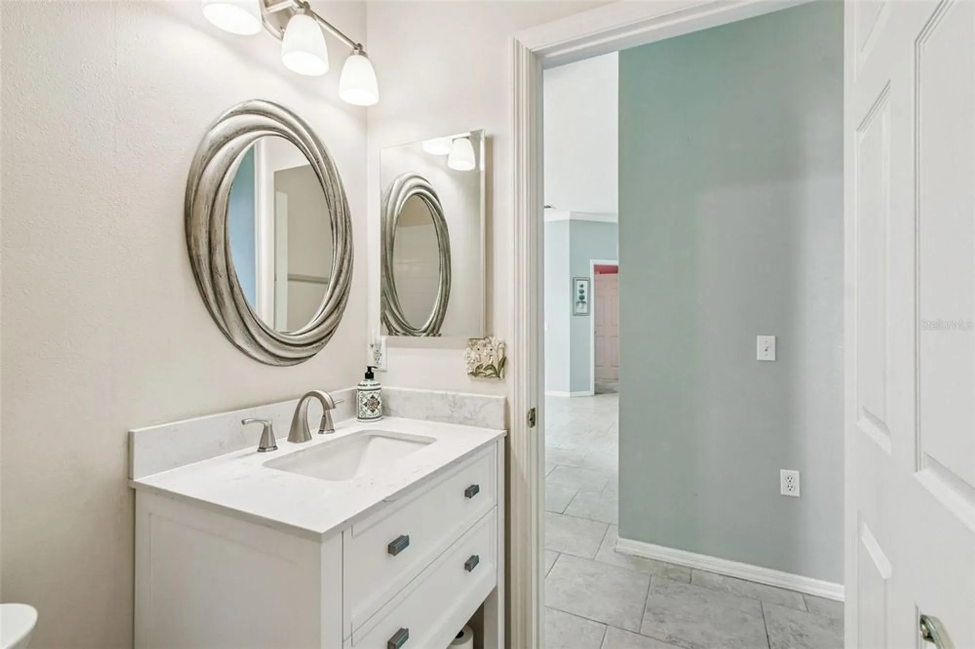 Property Slideshow image 27 of 54 | 219 largo dr, Kissimmee, FL, 34759